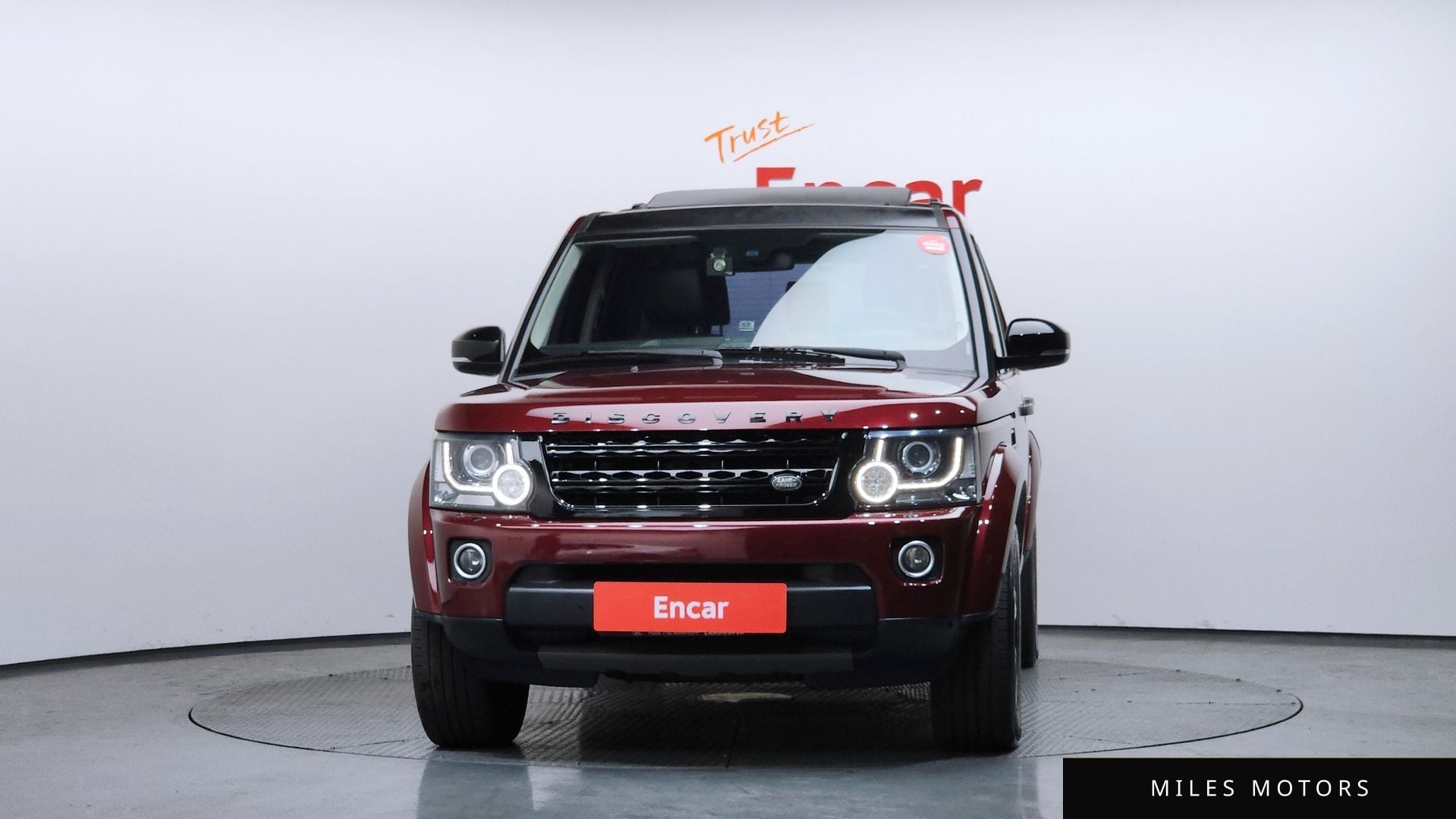 Land Rover Discovery 2016 — миниатюра 3
