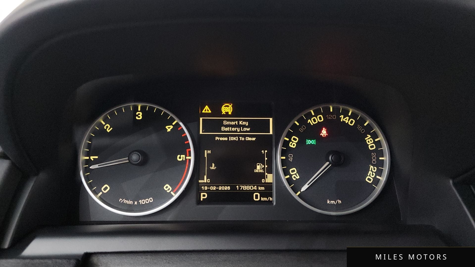 Land Rover Discovery 2016 — миниатюра 8