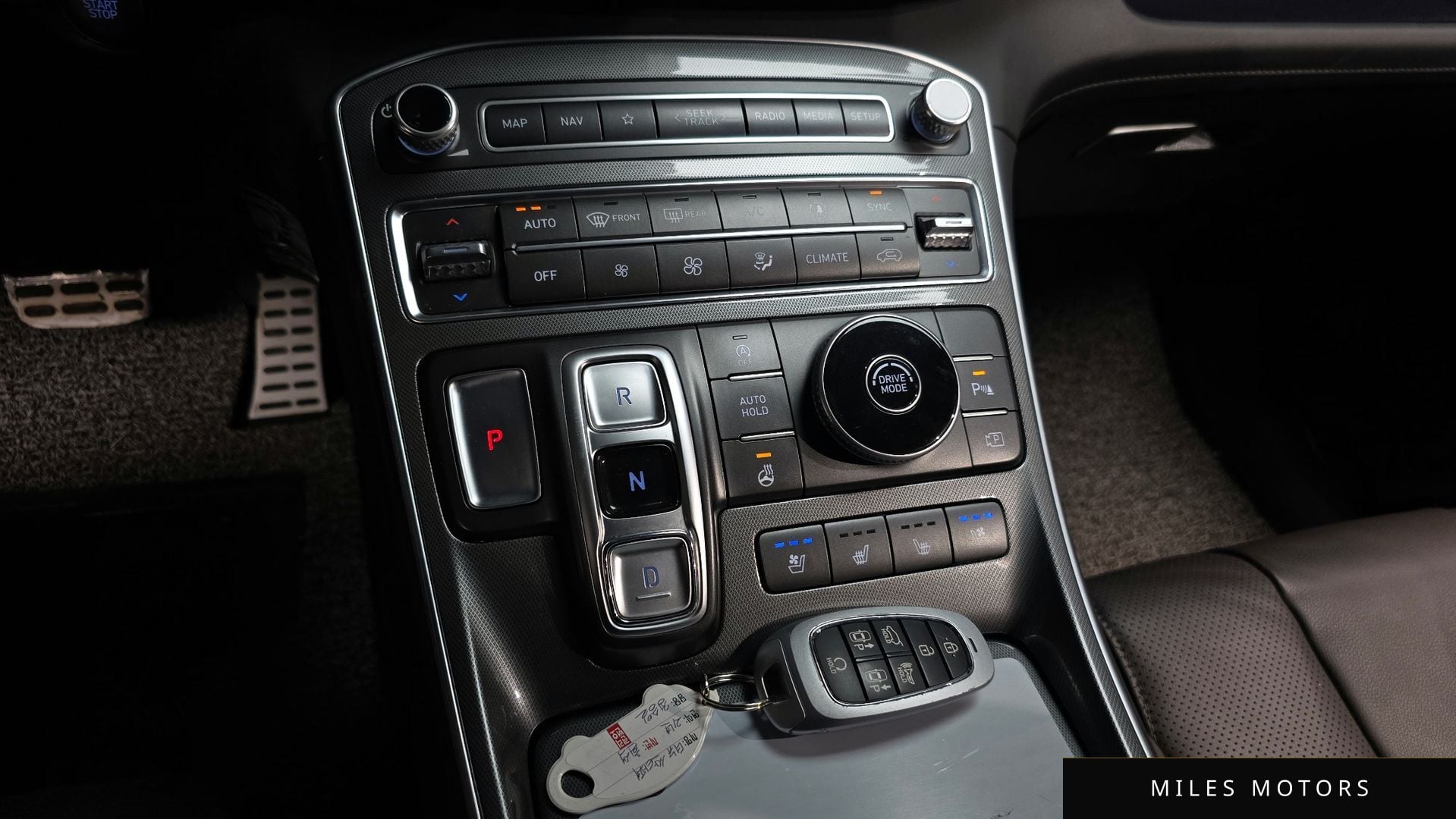 Hyundai Santafe 2021 — миниатюра 9
