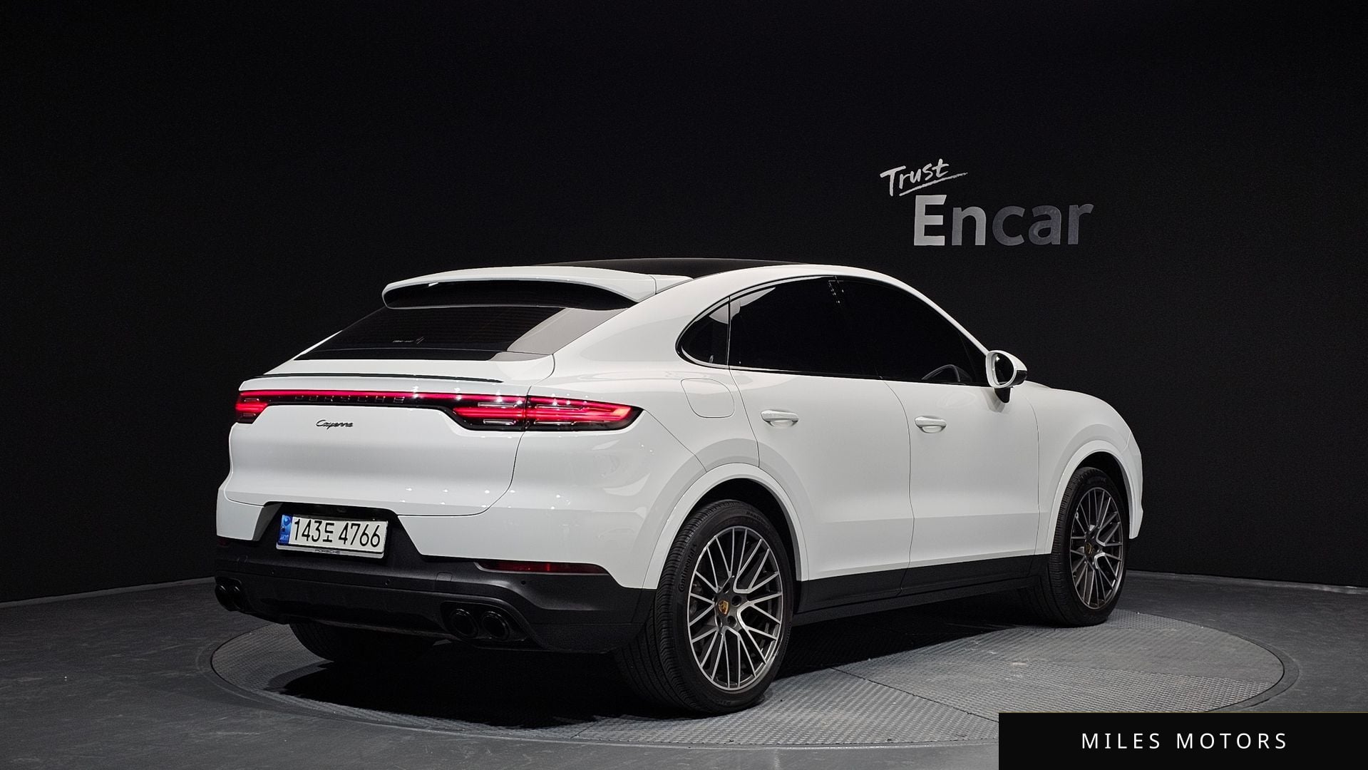 Porsche Cayenne 2021 — миниатюра 2