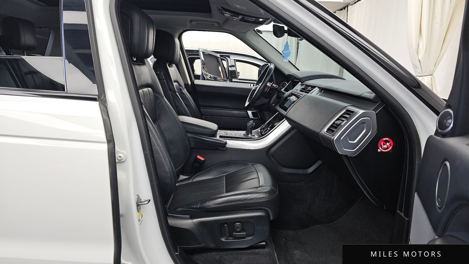 Land Rover Range Rover Sport 2018 — миниатюра 11
