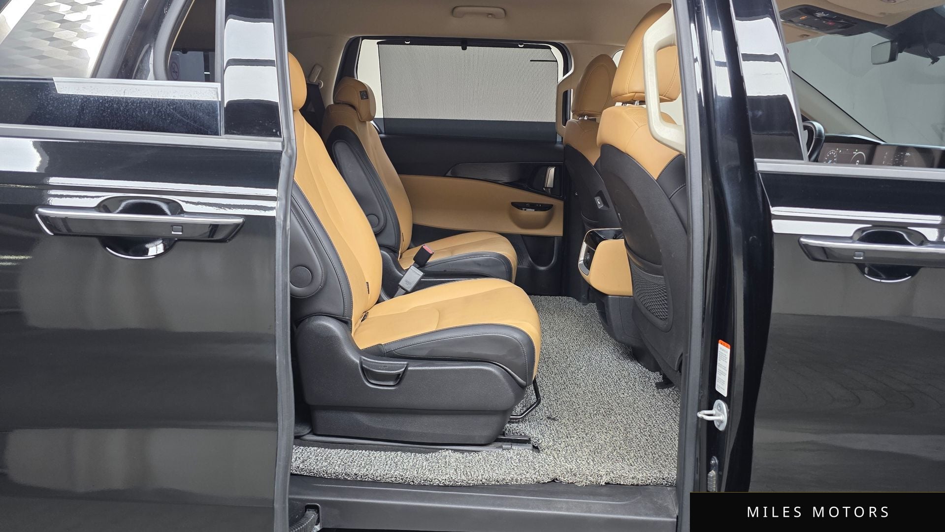 Kia Carnival 2023 — миниатюра 12