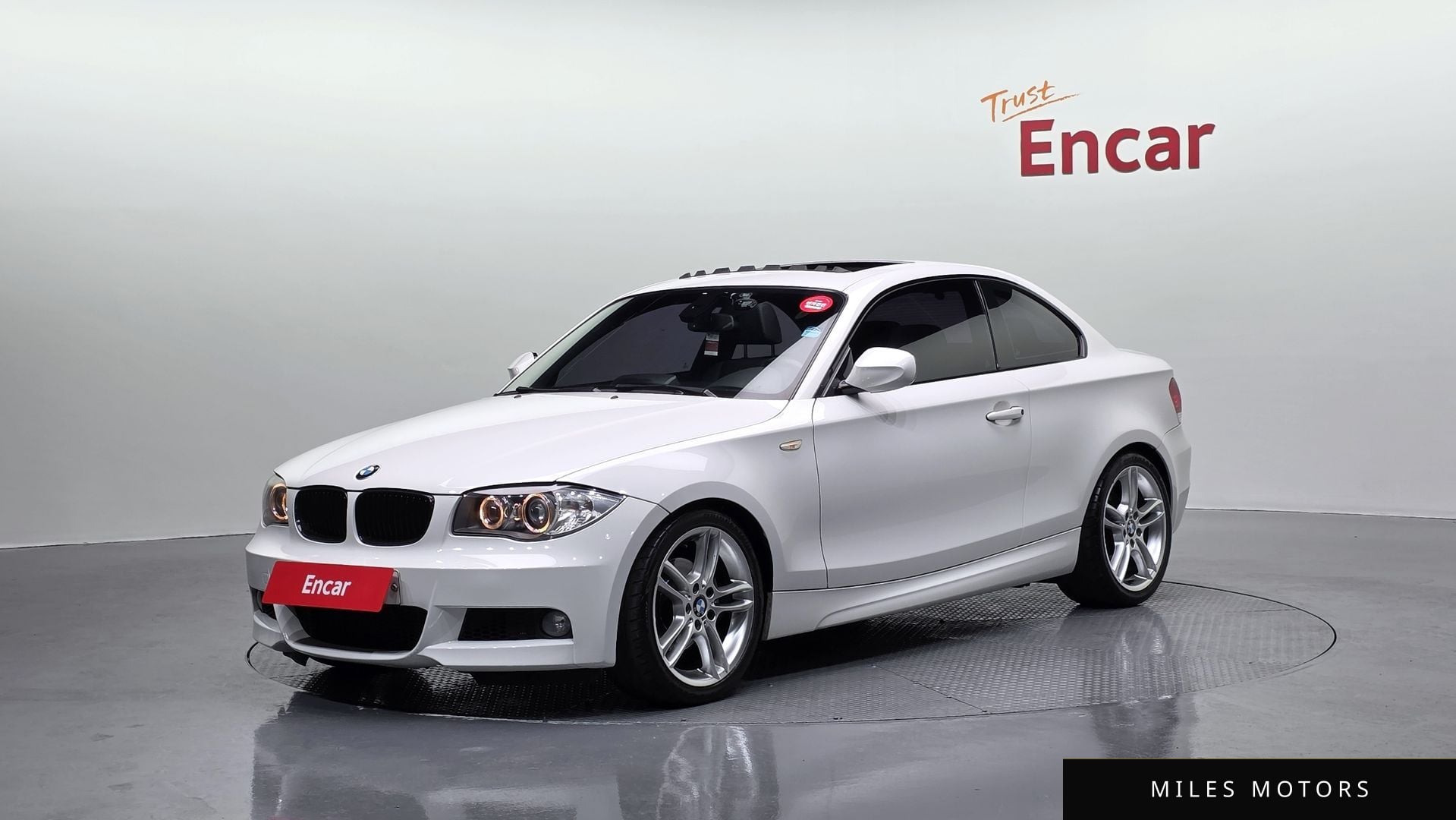 BMW 1 Series (E82) 2011 — фото 1 из 12
