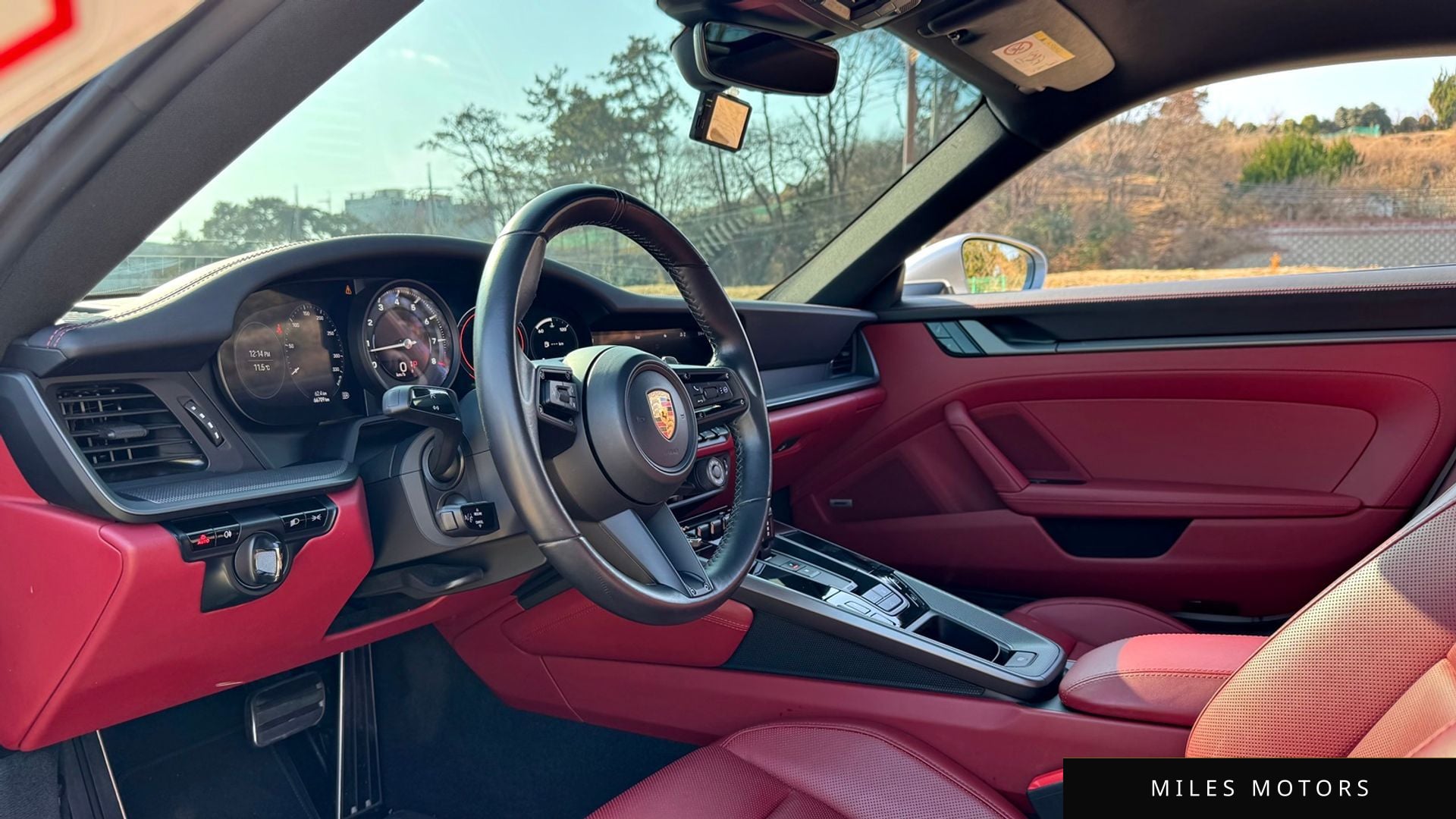 Porsche 911 (992) 2020 — миниатюра 11