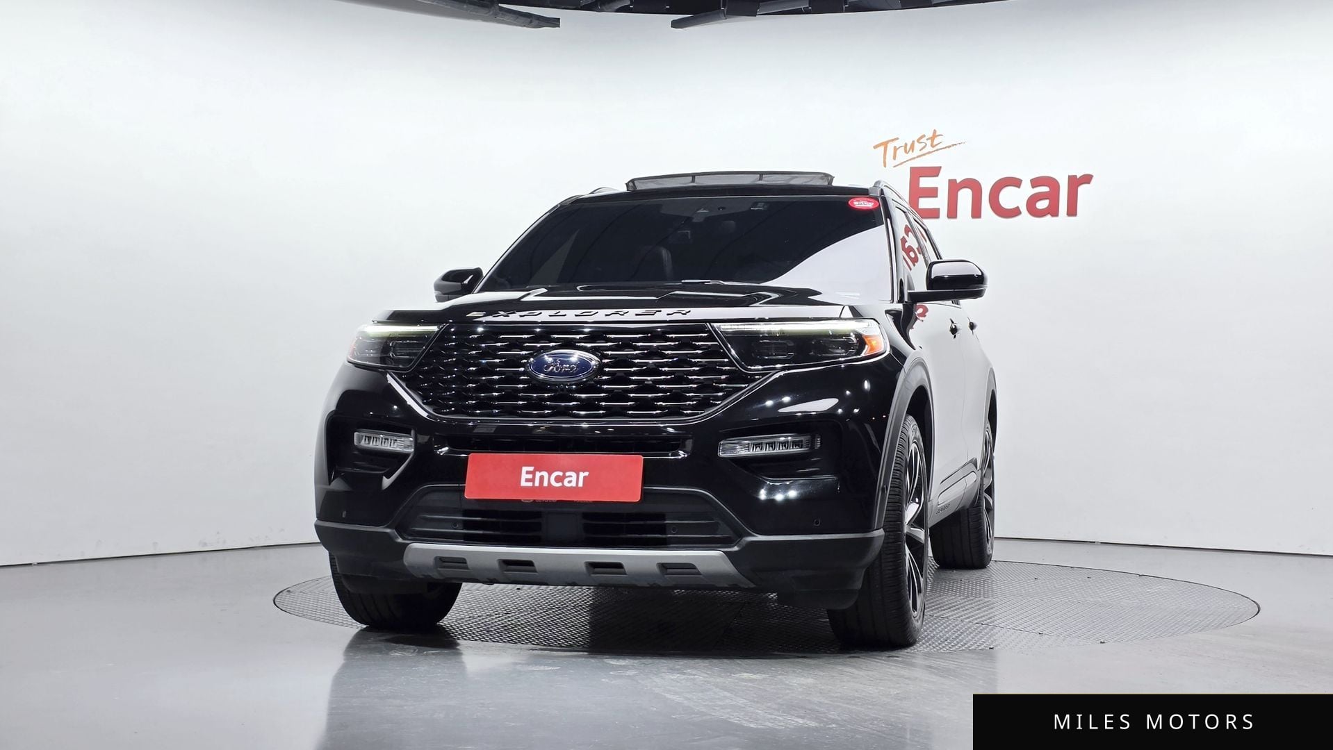 Ford Explorer 2021 — миниатюра 3