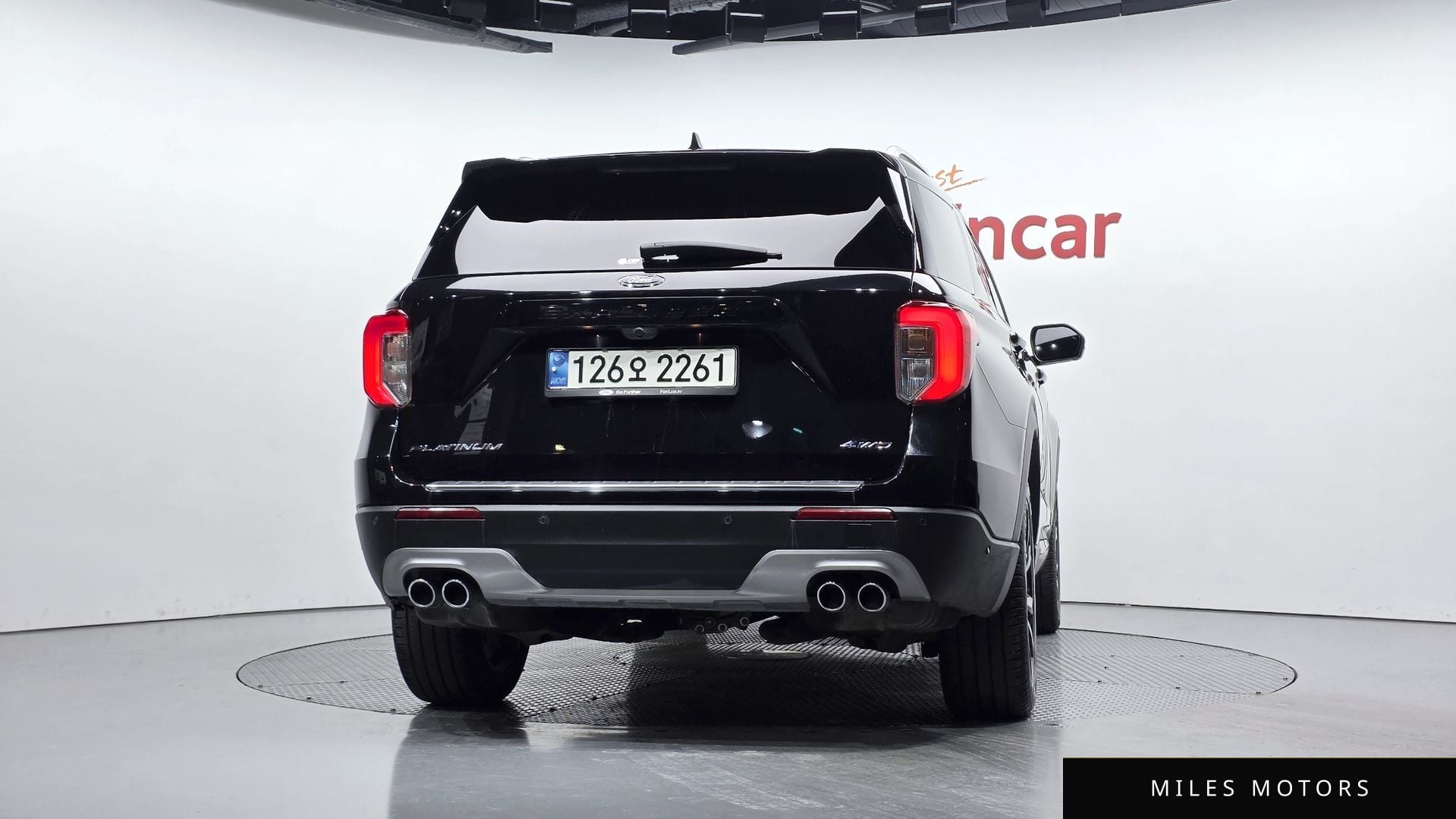 Ford Explorer 2021 — миниатюра 4
