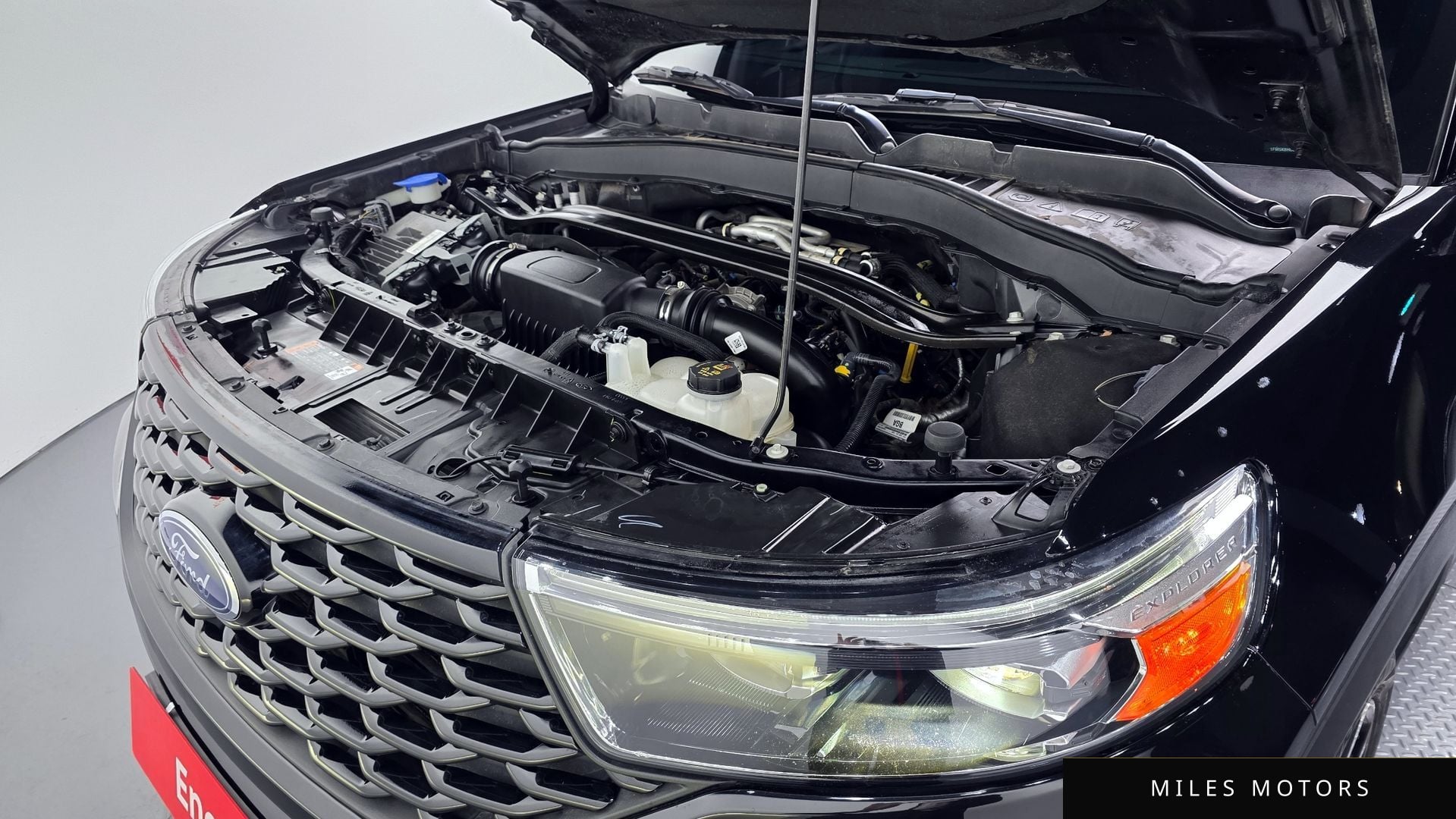 Ford Explorer 2021 — миниатюра 6