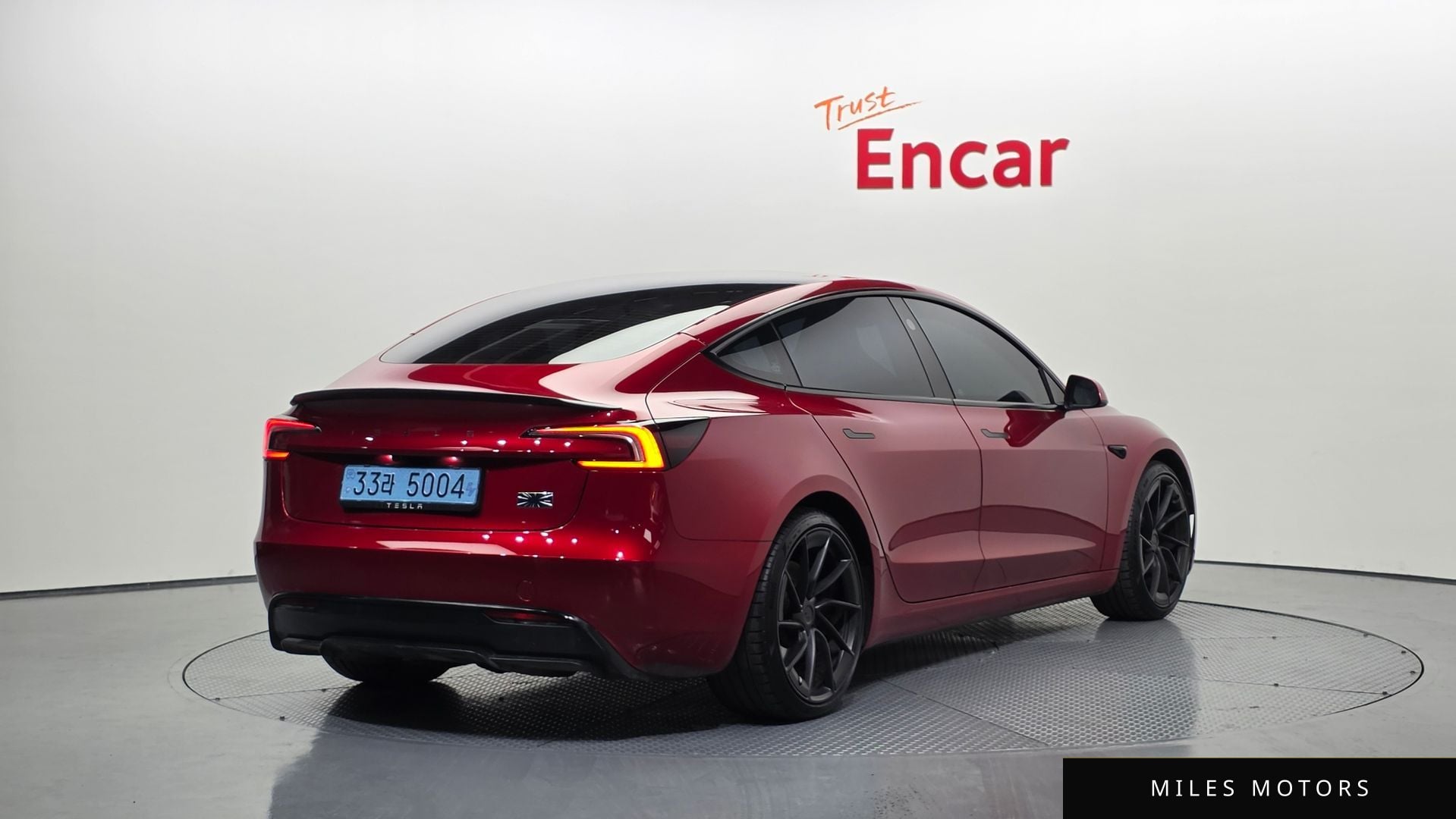 Tesla Model 3 2025 — миниатюра 2