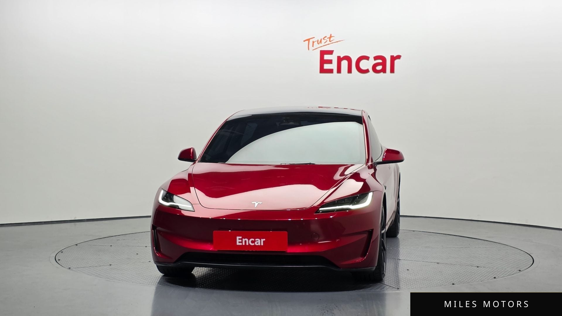 Tesla Model 3 2025 — миниатюра 3