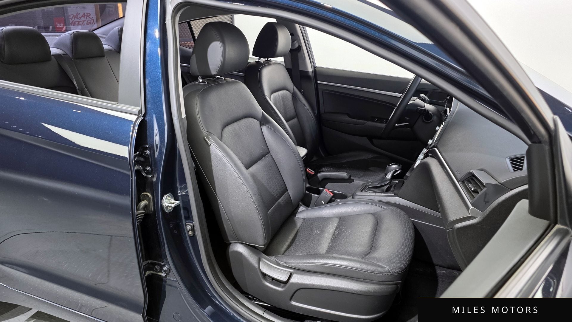 Hyundai AVANTE 2019 — миниатюра 12