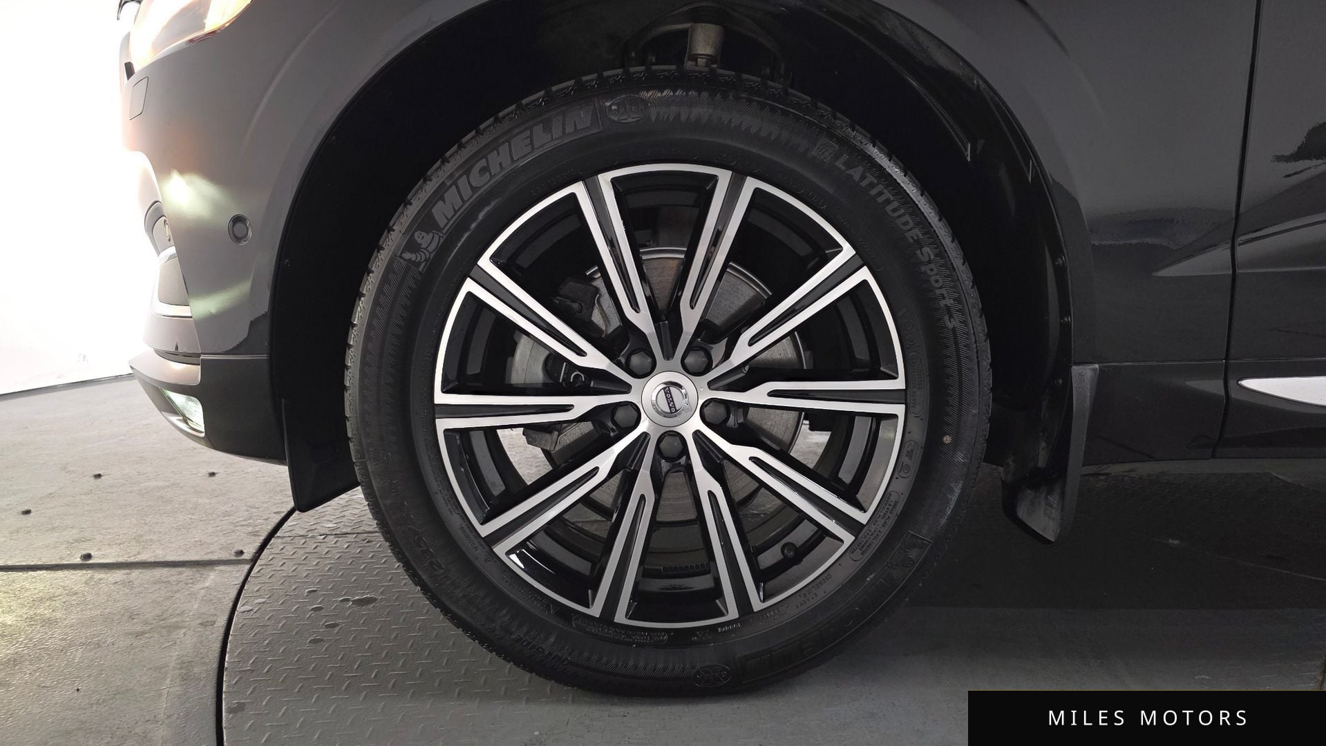 Volvo XC60 2021 — миниатюра 4