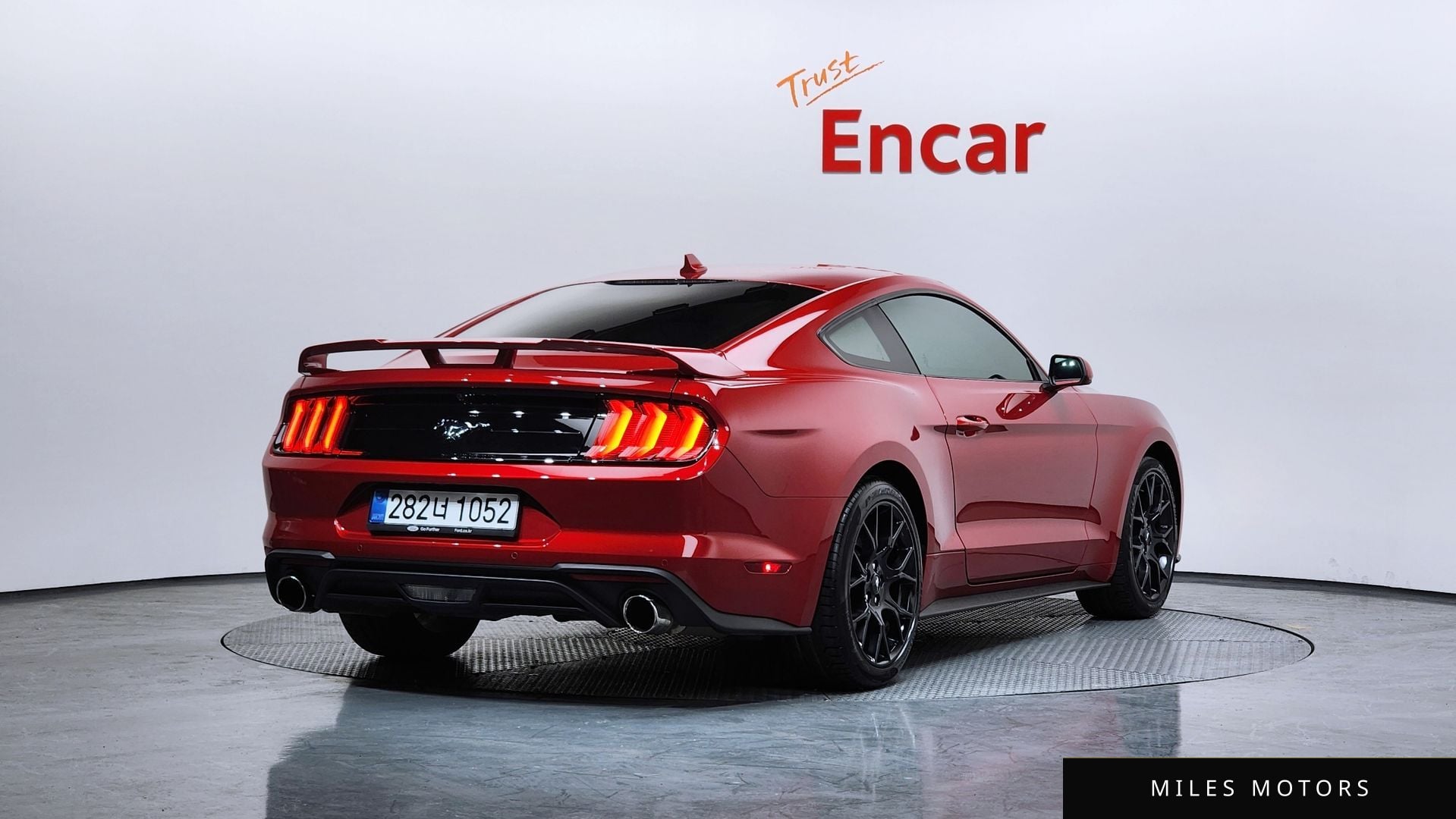 Ford Mustang 2022 — миниатюра 2