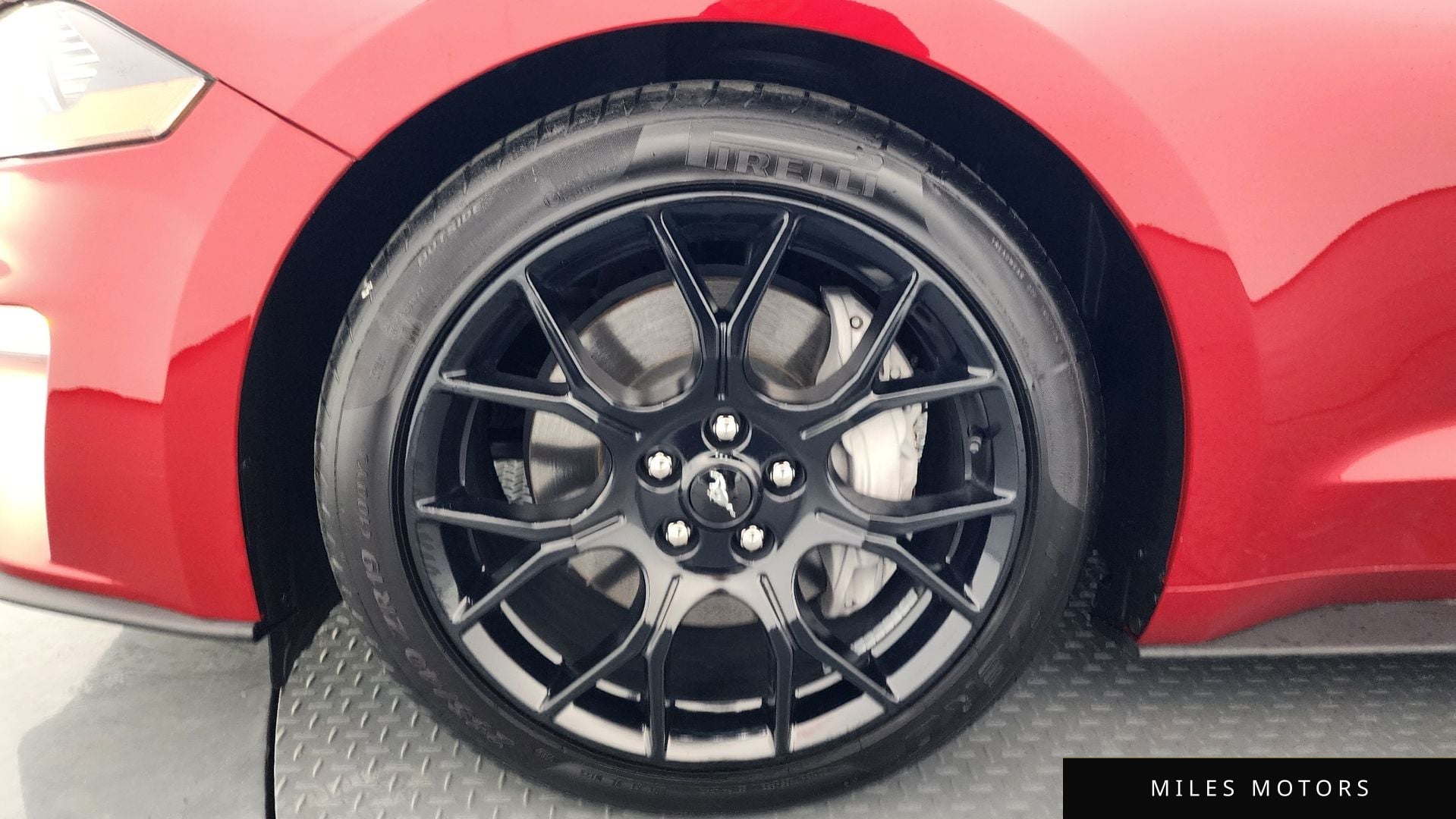 Ford Mustang 2022 — миниатюра 5