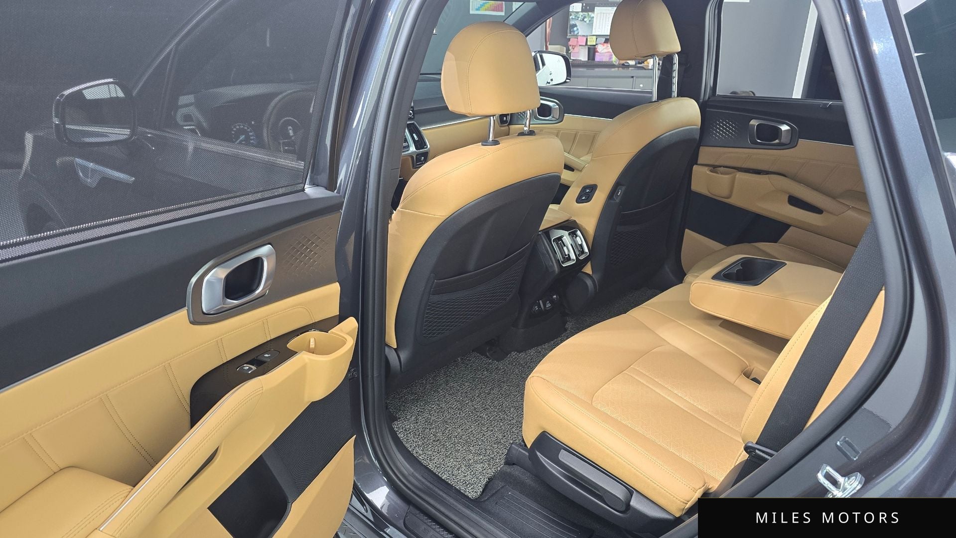 Kia Sorento 2022 — миниатюра 11