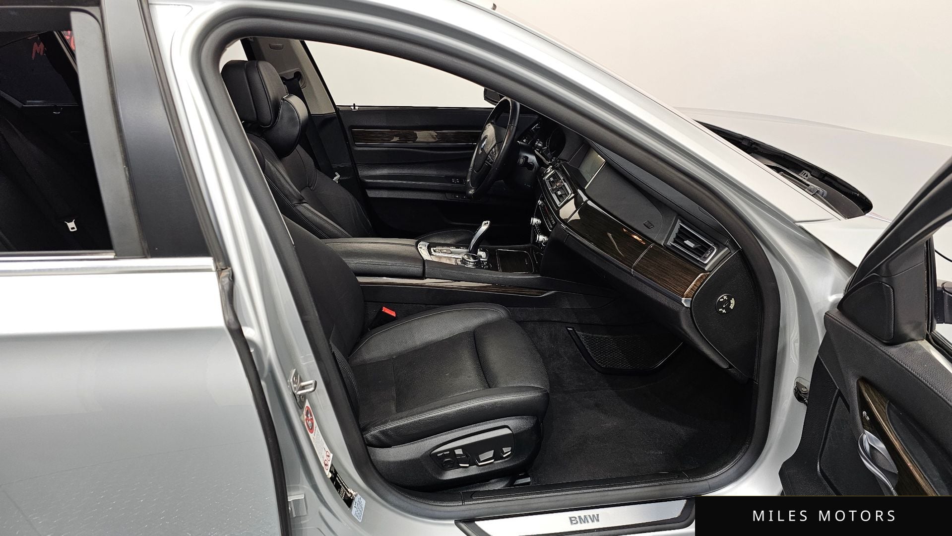 BMW 7시리즈 (F01) 2014 — миниатюра 11