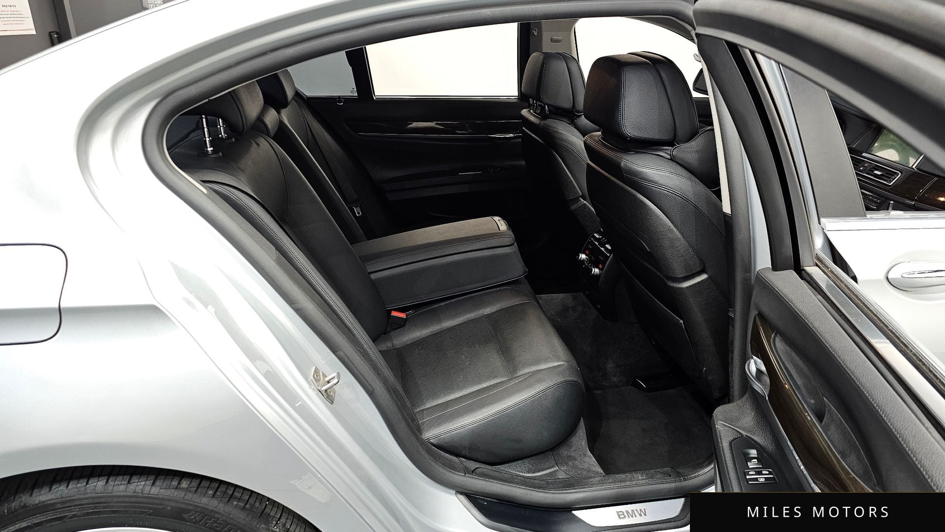 BMW 7시리즈 (F01) 2014 — миниатюра 12