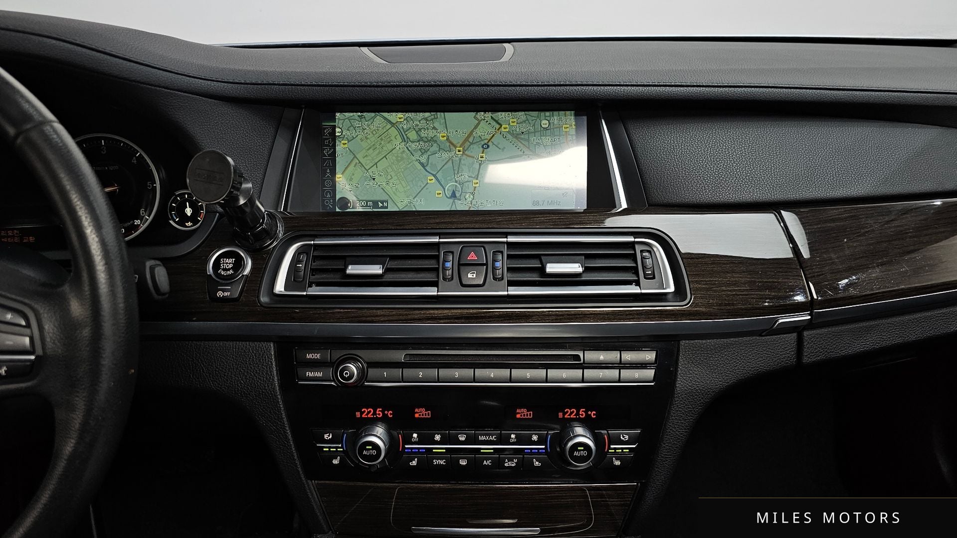 BMW 7시리즈 (F01) 2014 — миниатюра 14