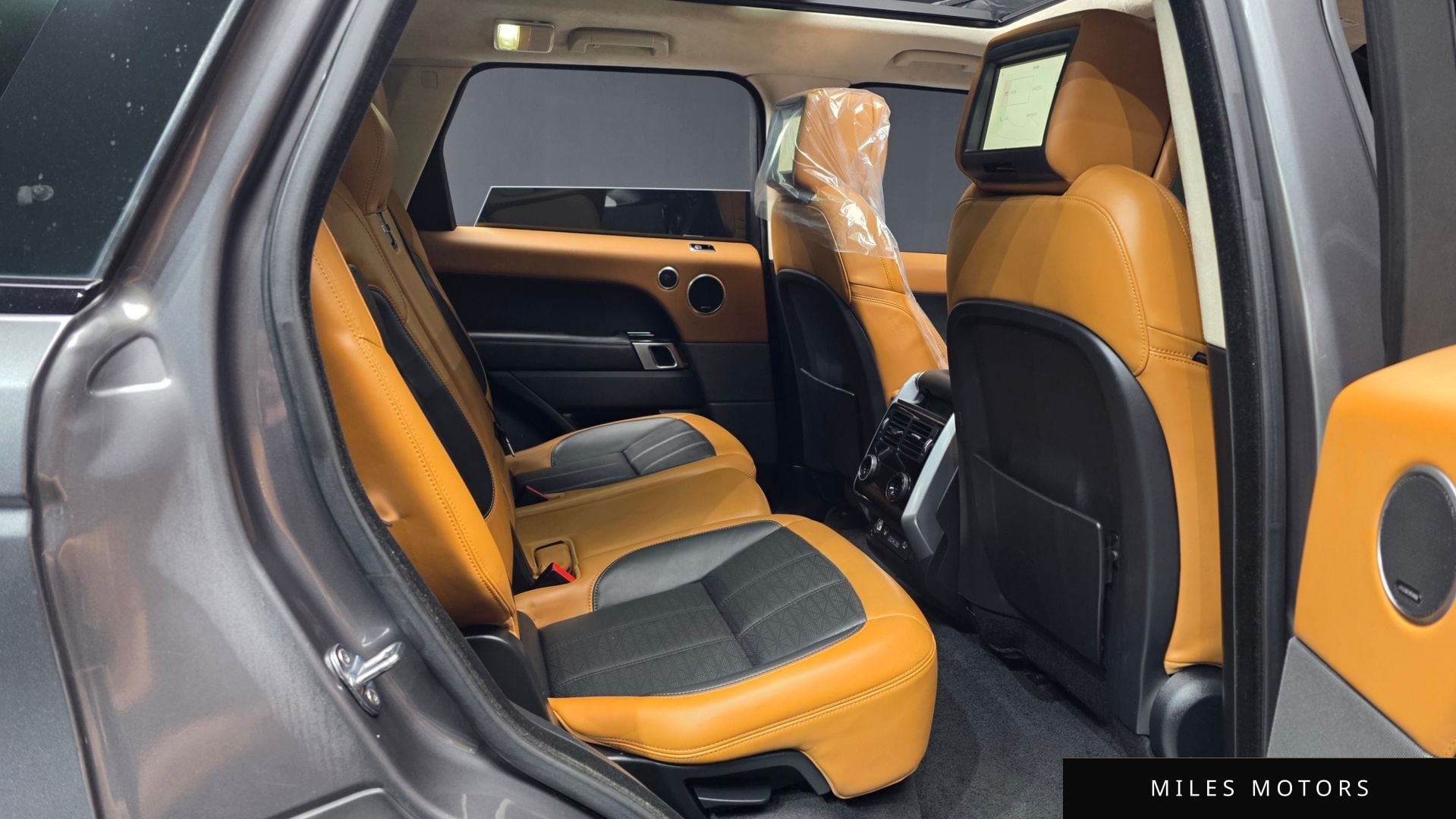 Land Rover Range Rover Sport 2018 — миниатюра 12