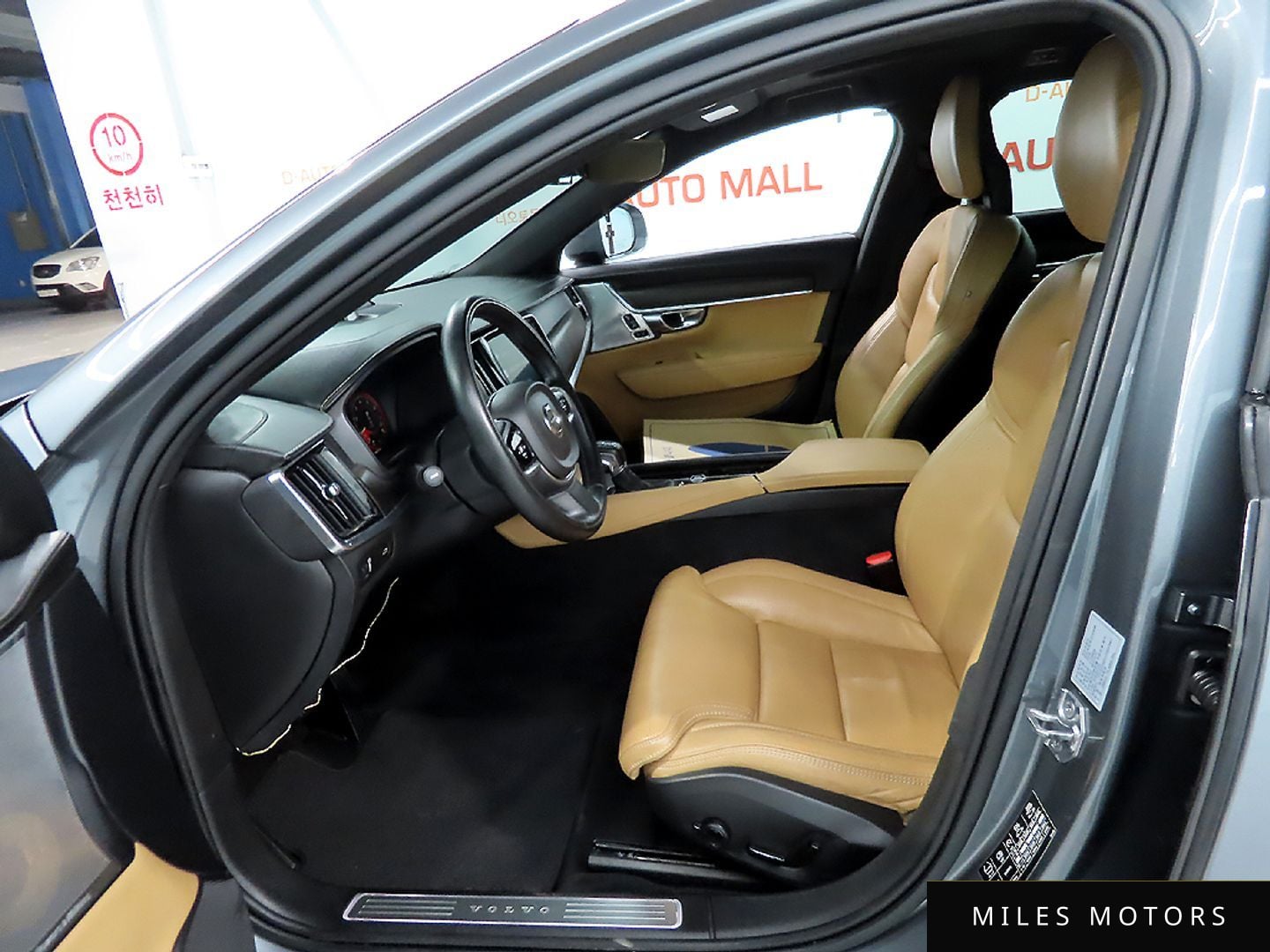 Volvo V90 2018 — миниатюра 10