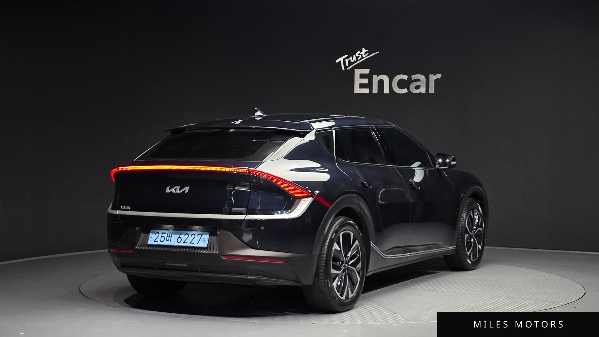 Kia EV6 2022 — миниатюра 2