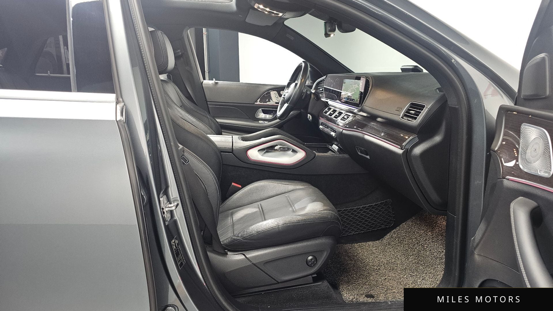 Mercedes-Benz GLE-Class W167 2021 — миниатюра 11