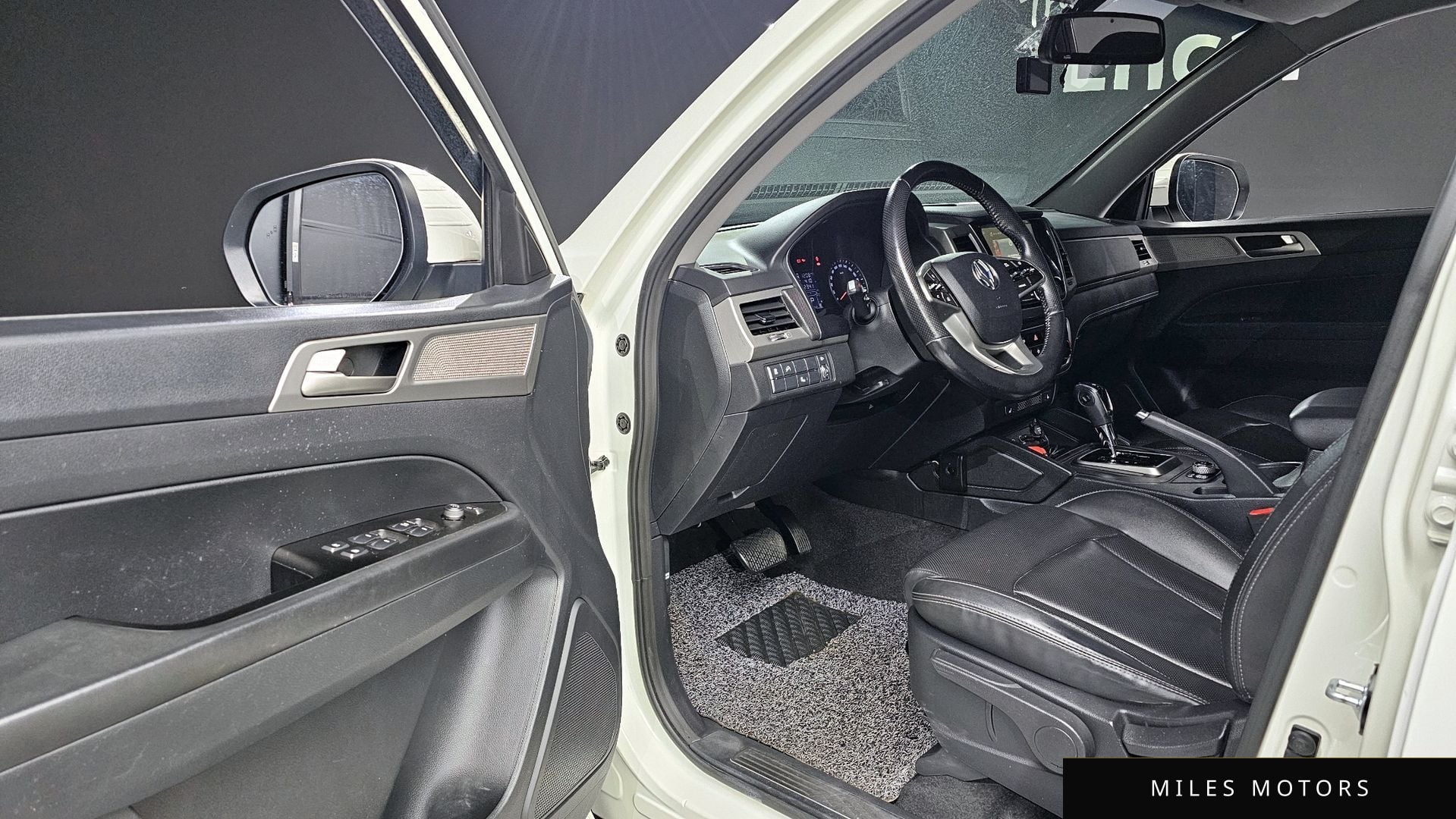 KG Mobility Rexton 2018 — миниатюра 10