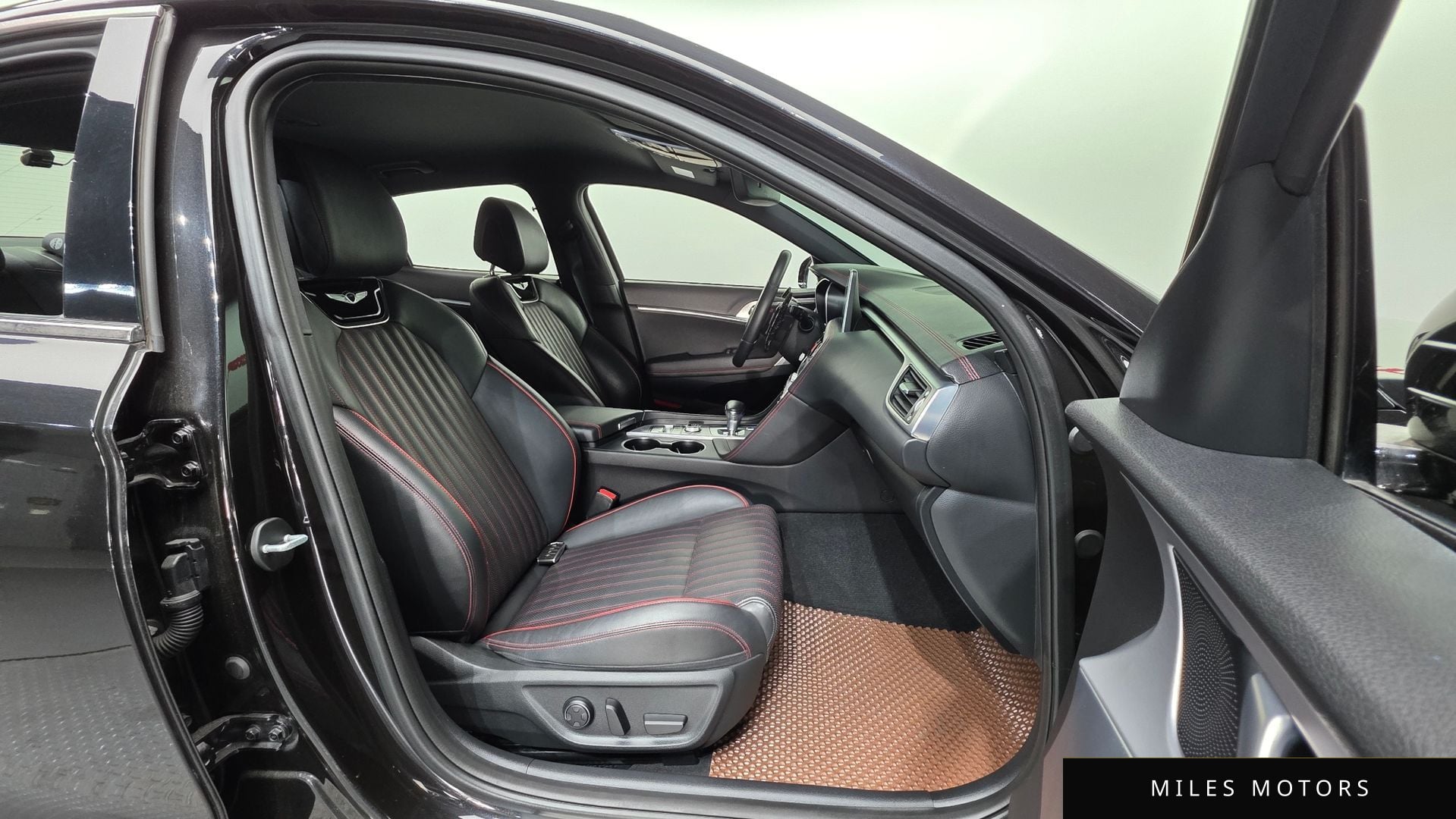Genesis G70 2018 — миниатюра 10