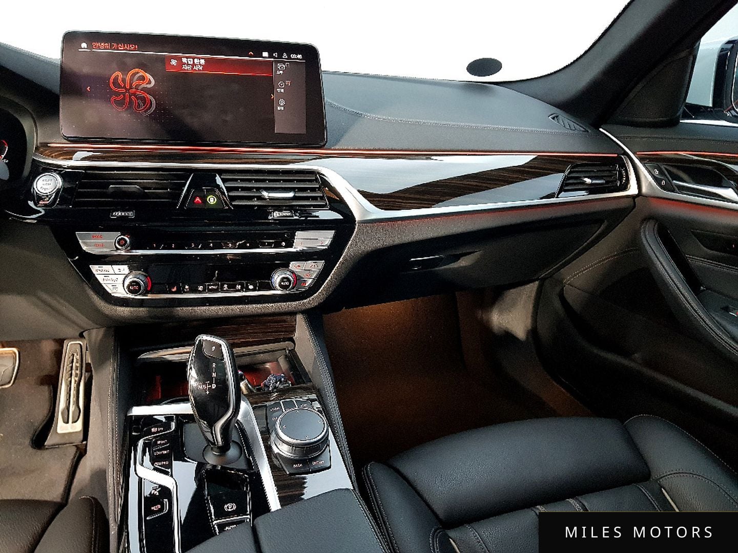 BMW 5 Series (G30) 2021 — миниатюра 10