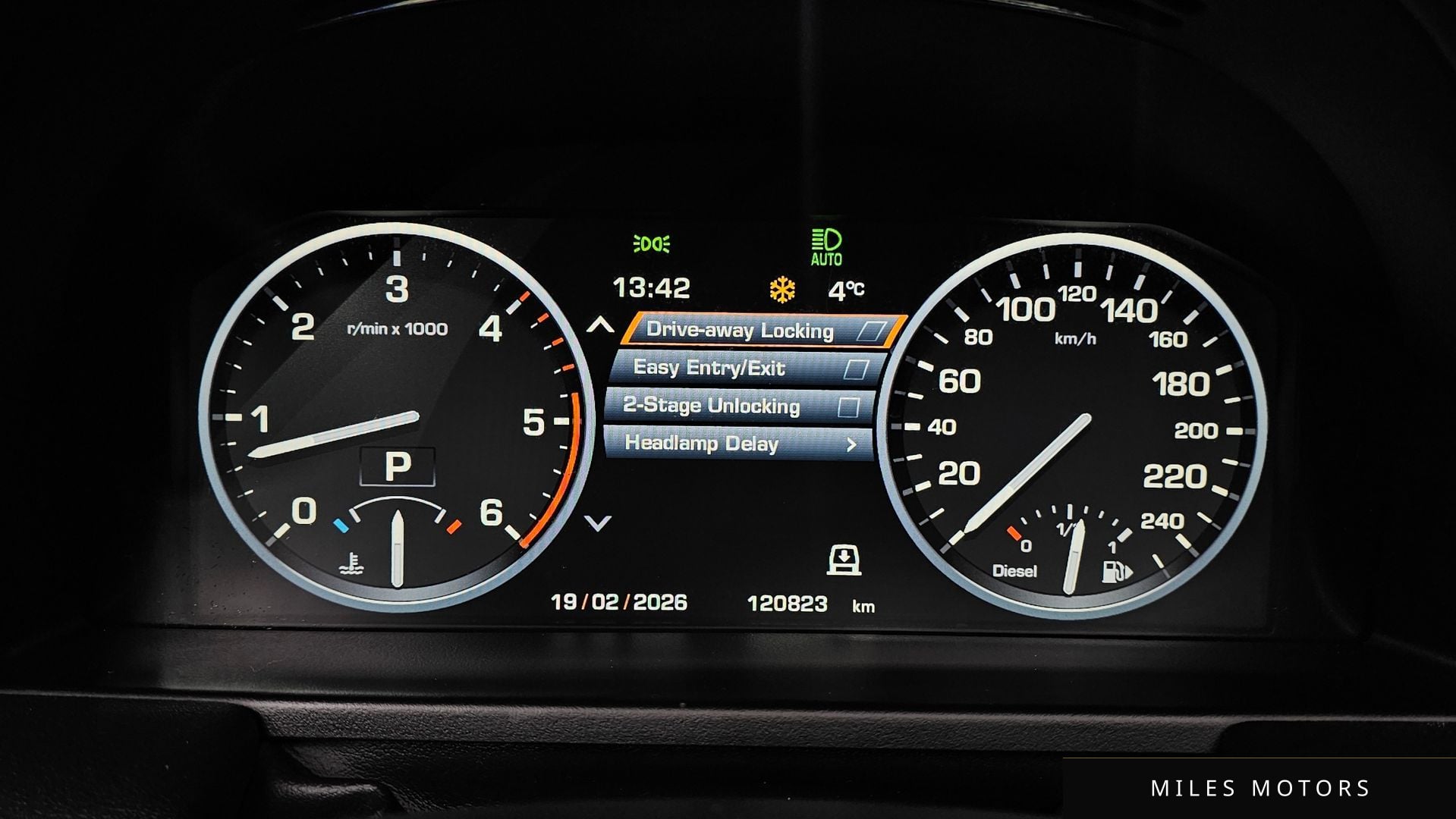 Land Rover 레인지로버 2012 — миниатюра 8