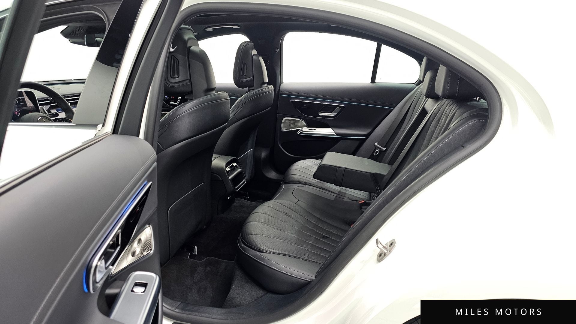 Mercedes-Benz E-클래스 W214 2025 — миниатюра 12