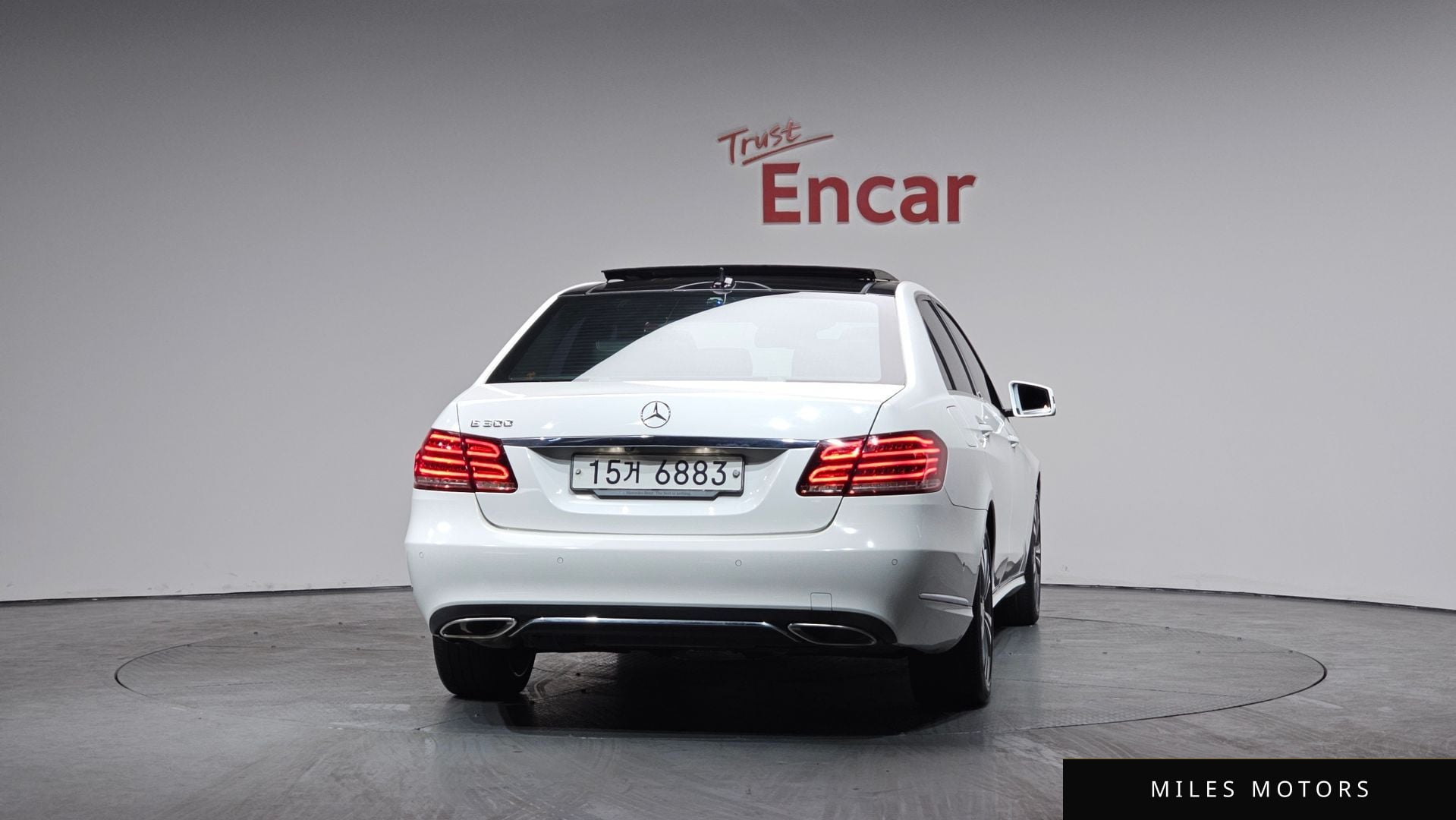 Mercedes-Benz E-Class W212 2015 — миниатюра 4