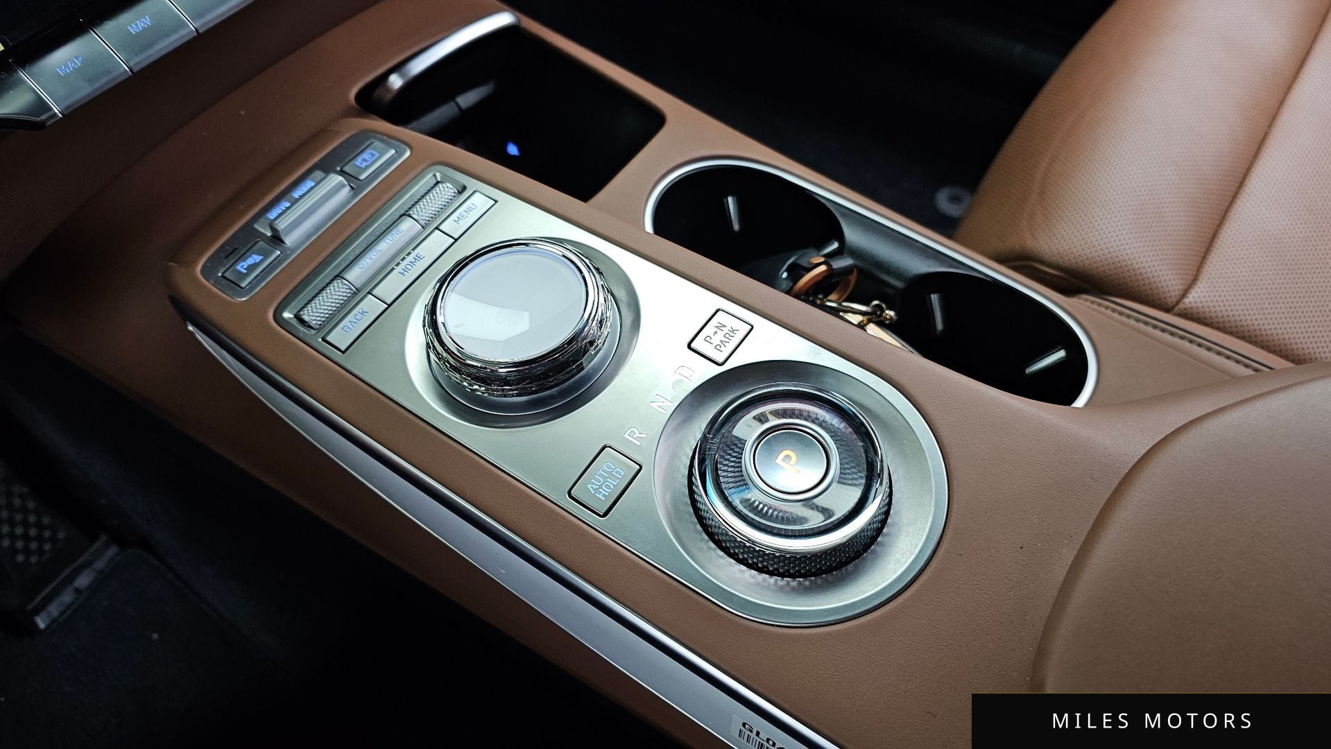 Genesis GV70 2024 — миниатюра 9