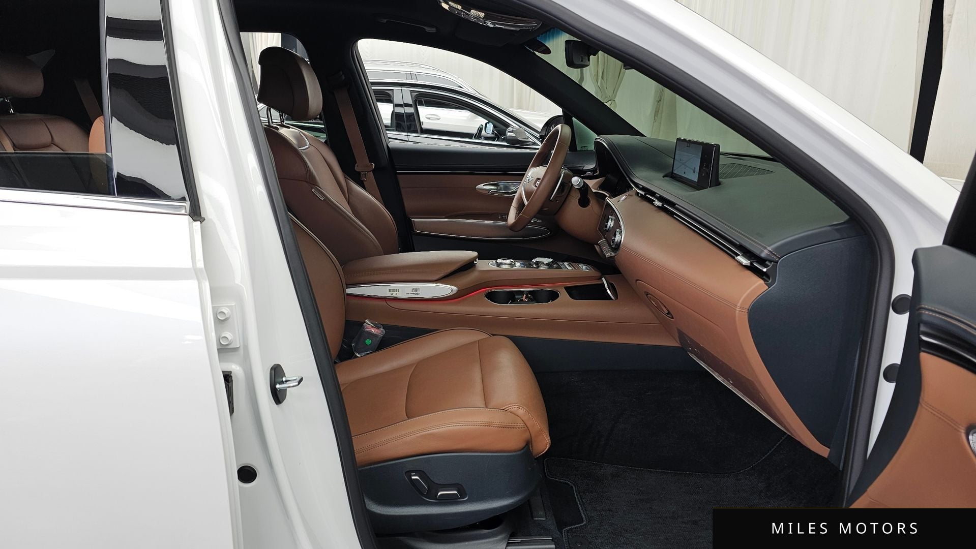 Genesis GV70 2024 — миниатюра 11