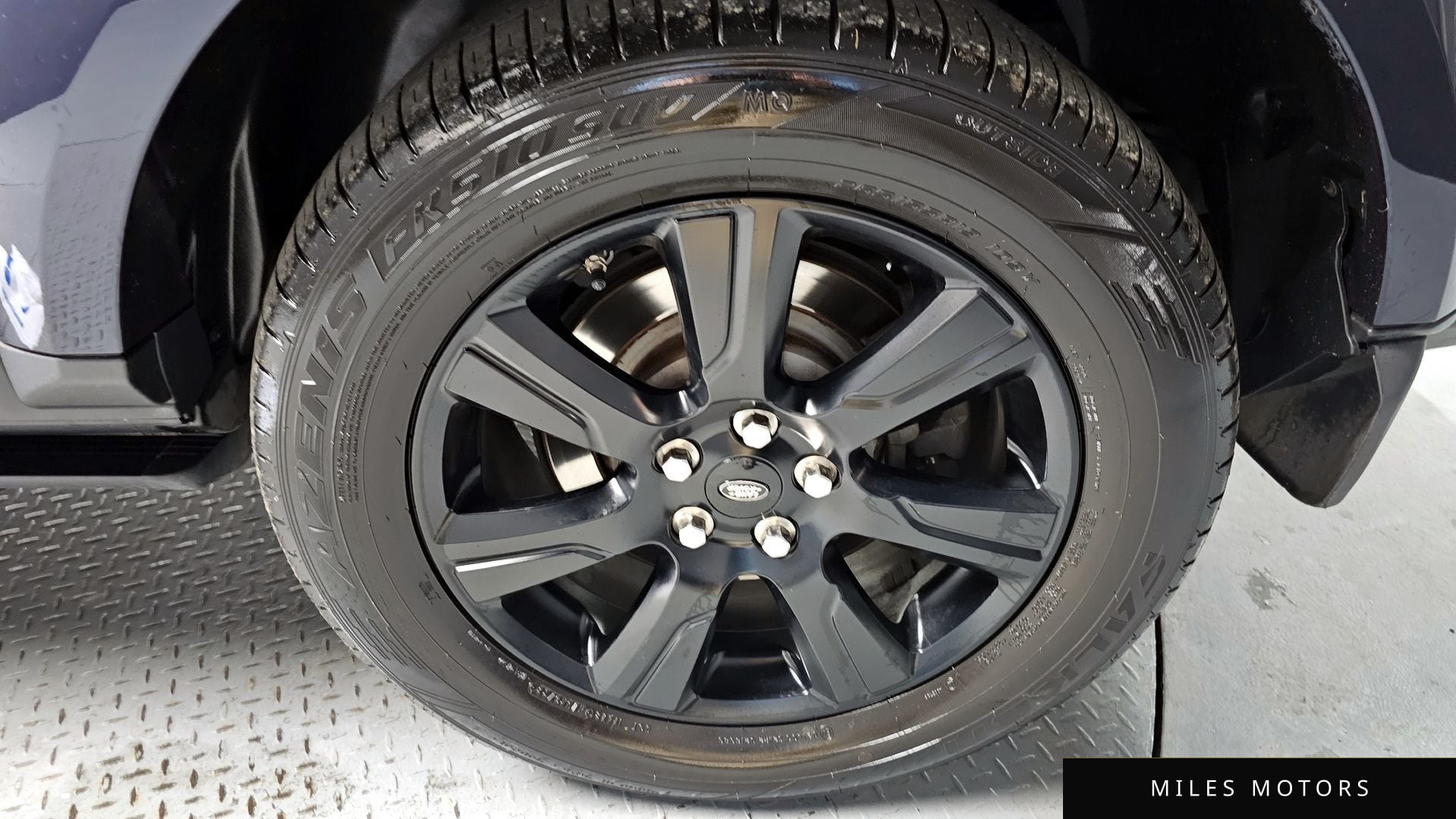 Land Rover Discovery 2016 — миниатюра 5