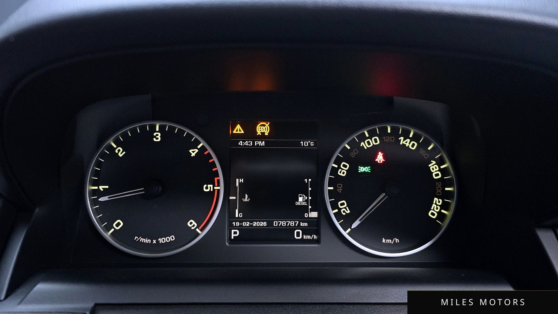 Land Rover Discovery 2016 — миниатюра 8