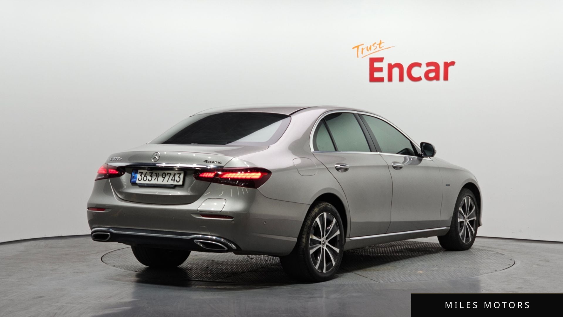 Mercedes-Benz E-Class W213 2021 — миниатюра 2