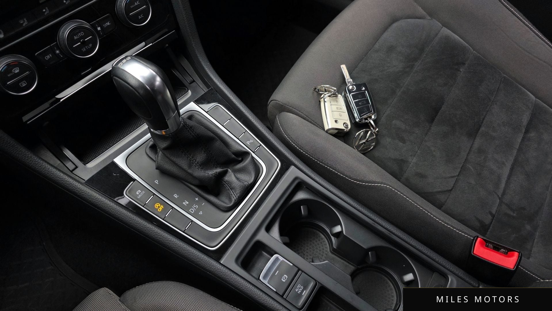 Volkswagen 골프 2014 — миниатюра 9