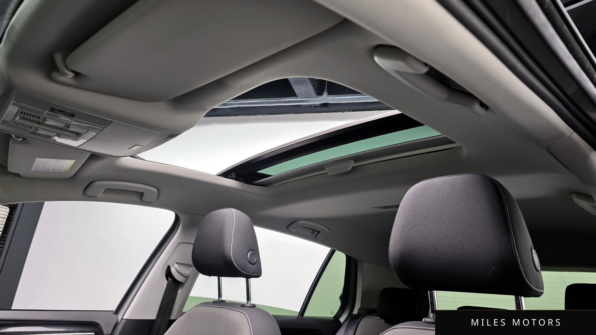 Volkswagen 골프 2014 — миниатюра 19