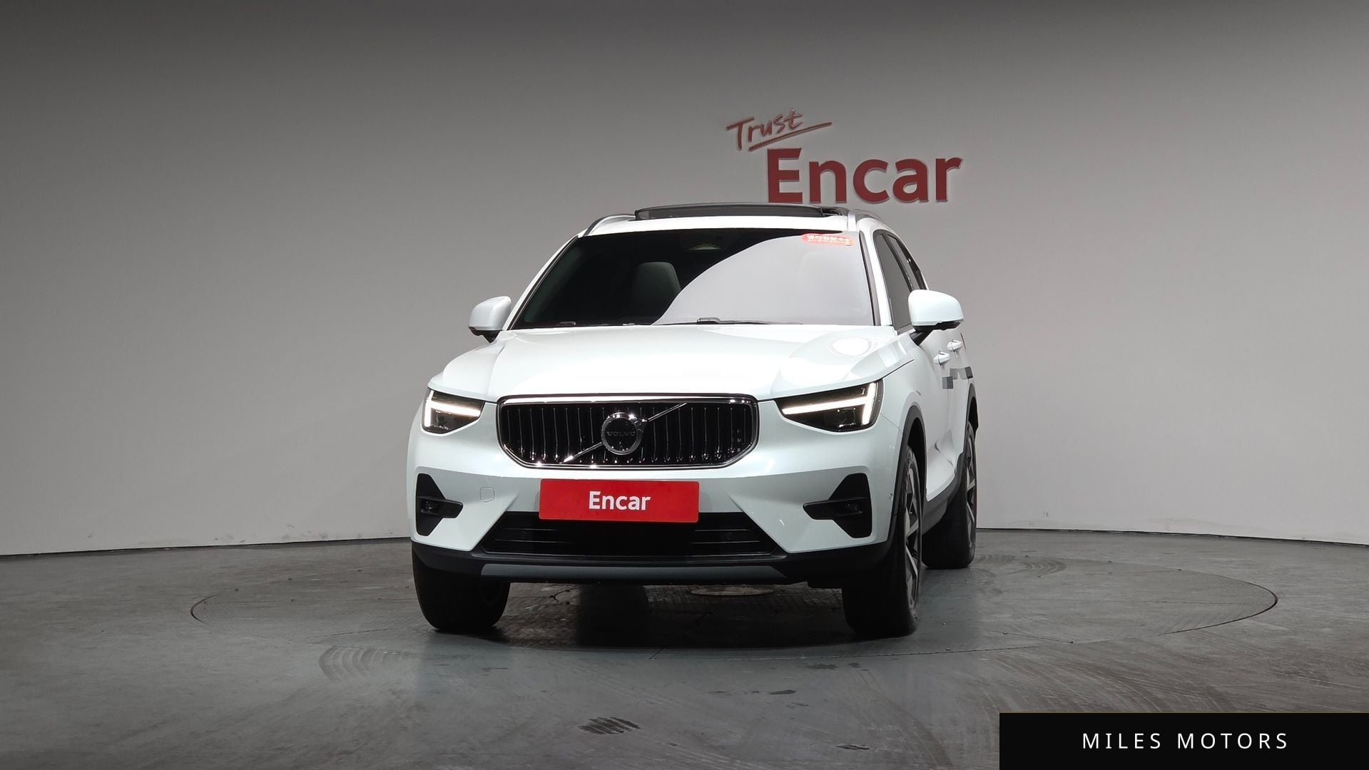Volvo XC40 2025 — миниатюра 2