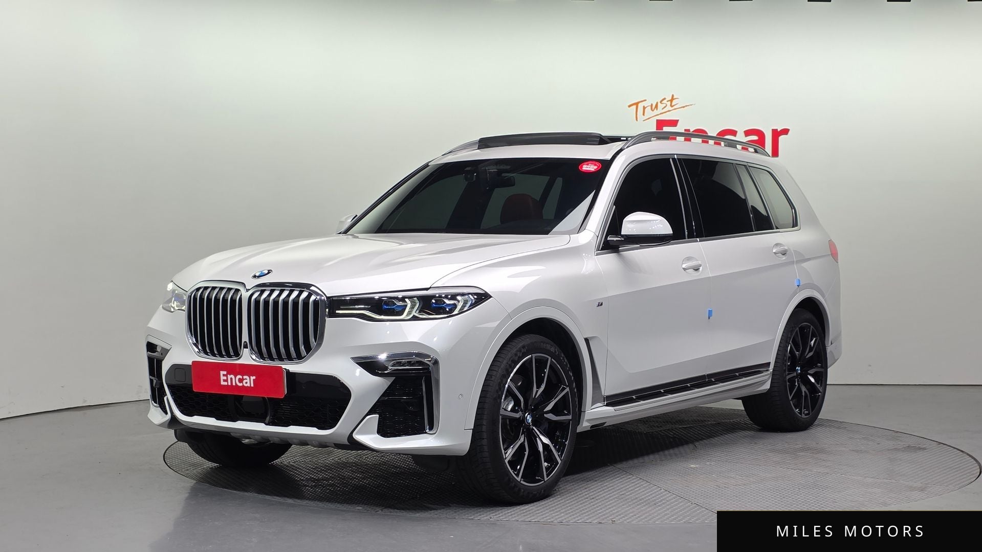 BMW X7 (G07) 2021 — фото 1 из 12