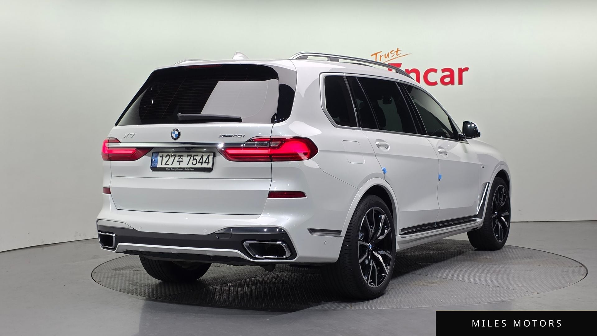 BMW X7 (G07) 2021 — миниатюра 2