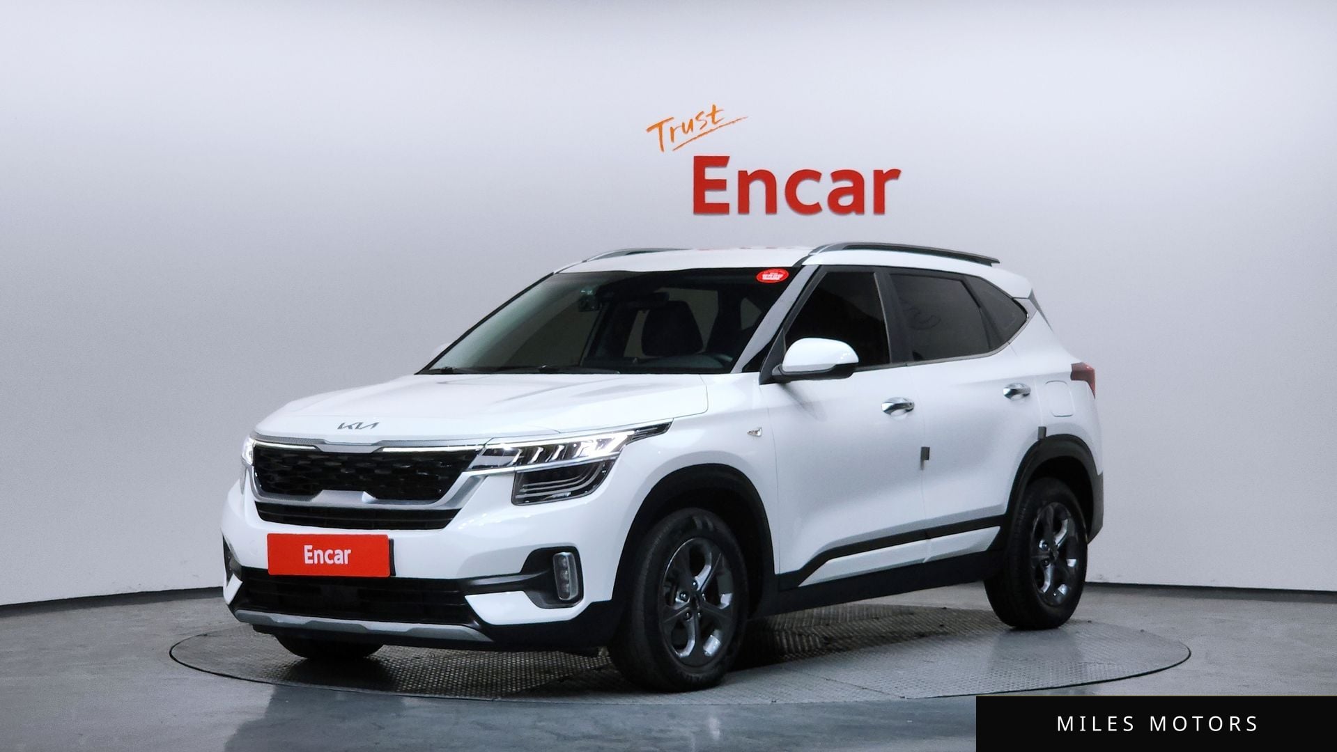 Kia Seltos 2023 — фото 1 из 12