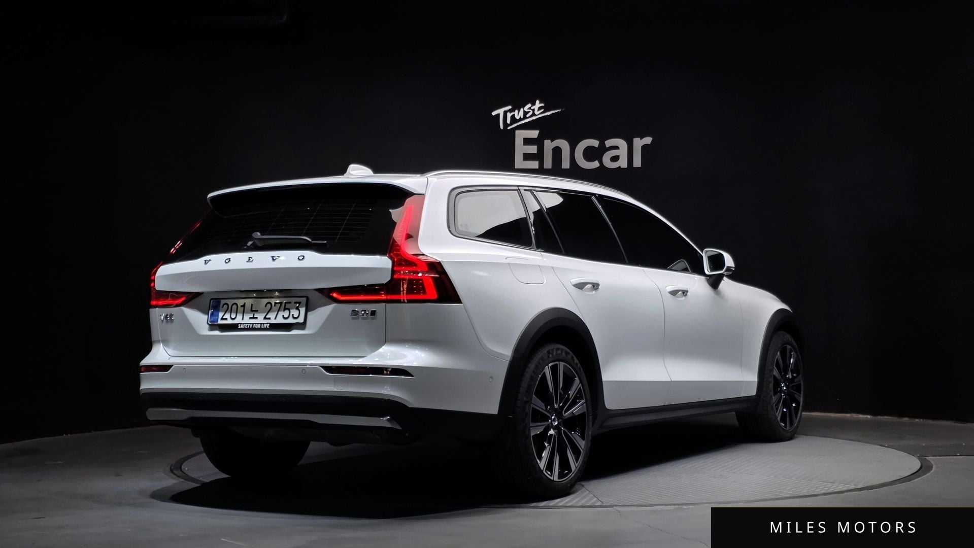 Volvo V60 크로스컨트리 2024 — миниатюра 2