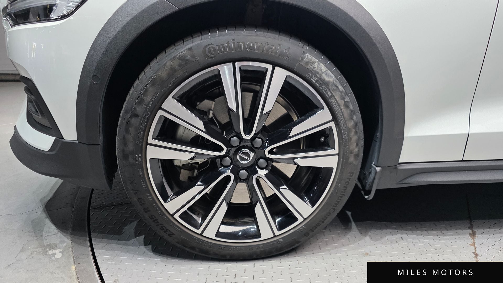 Volvo V60 크로스컨트리 2024 — миниатюра 5