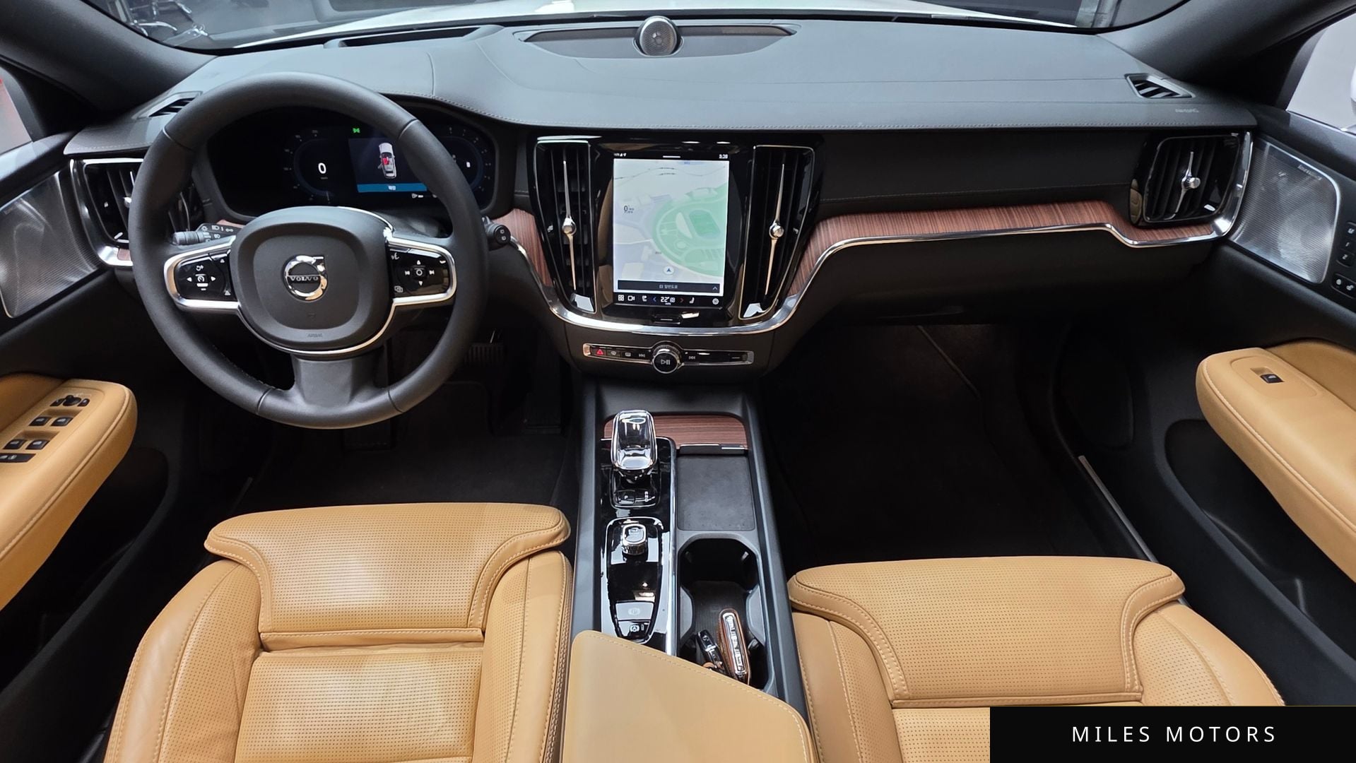 Volvo V60 크로스컨트리 2024 — миниатюра 7