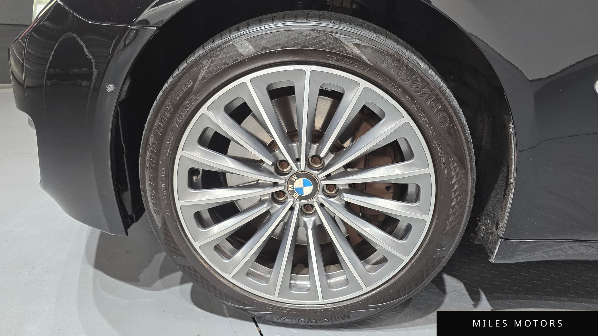 BMW 7 Series (F01) 2014 — миниатюра 5