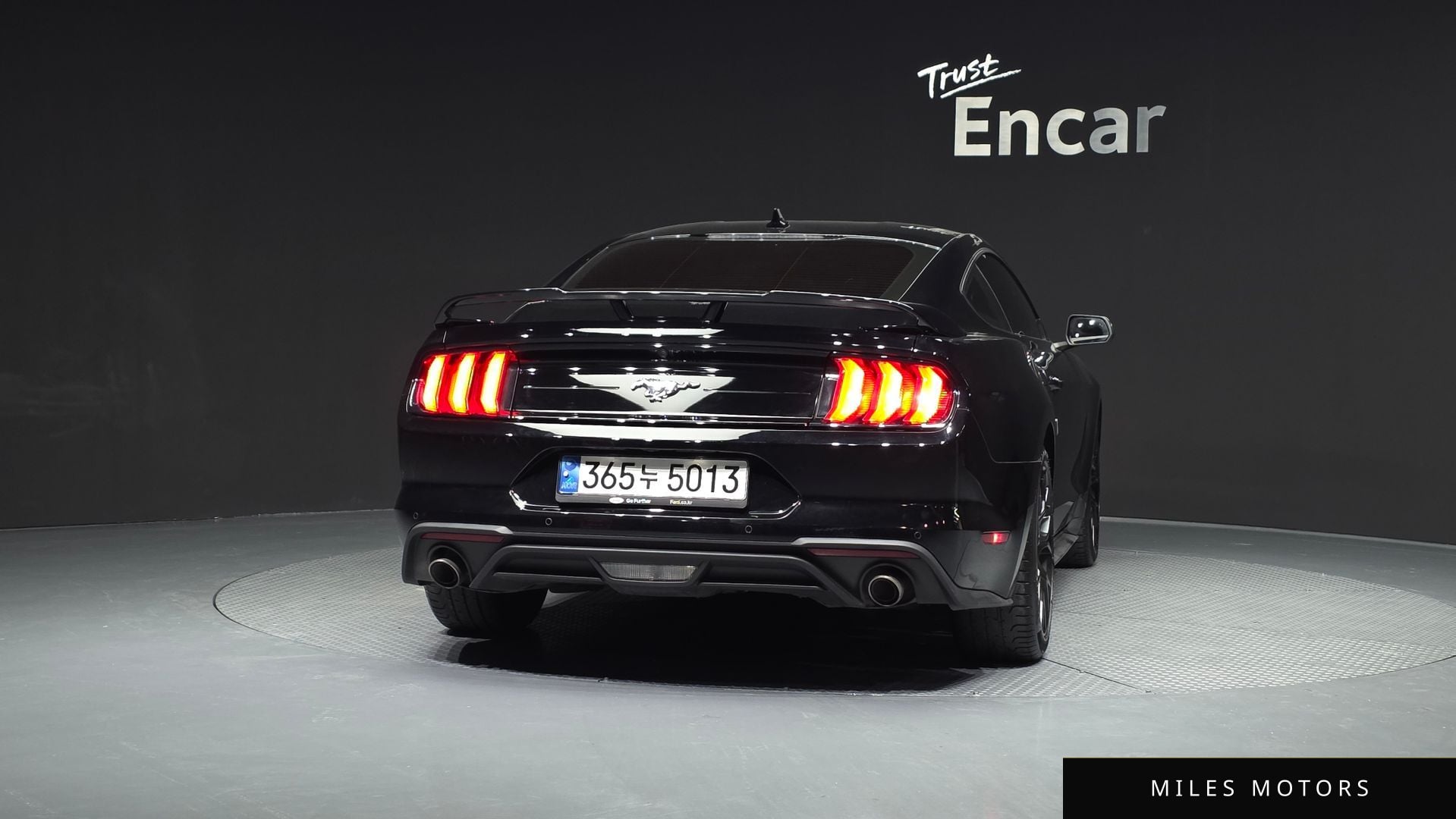 Ford Mustang 2022 — миниатюра 4
