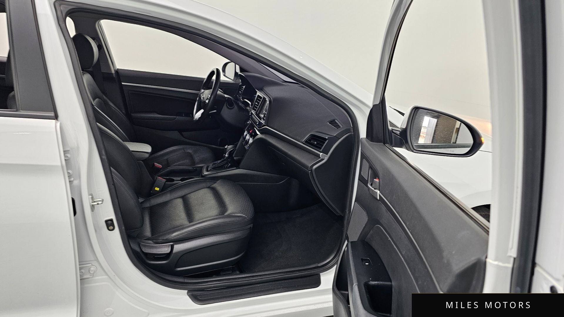 Hyundai AVANTE 2019 — миниатюра 10