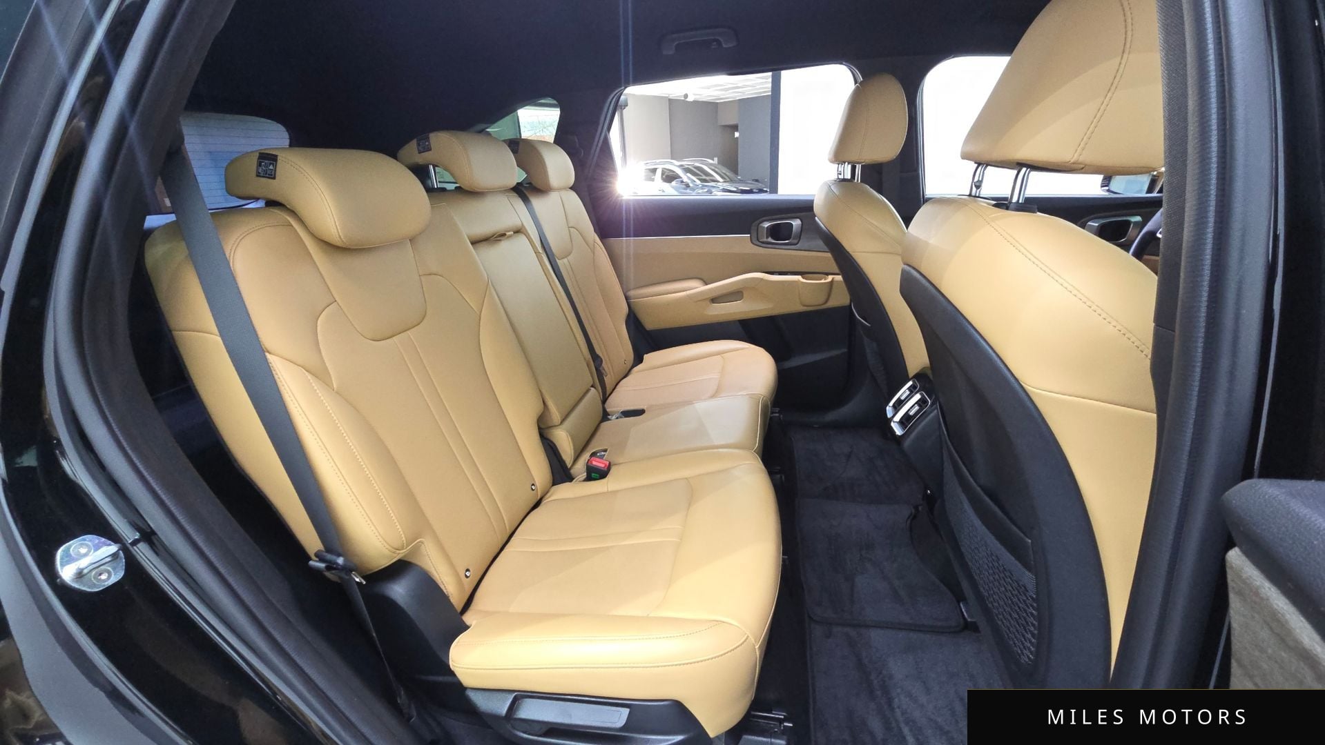 Kia Sorento 2022 — миниатюра 12