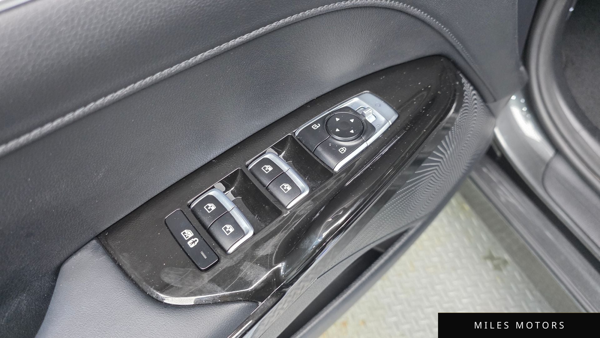 Kia K5 2023 — миниатюра 12